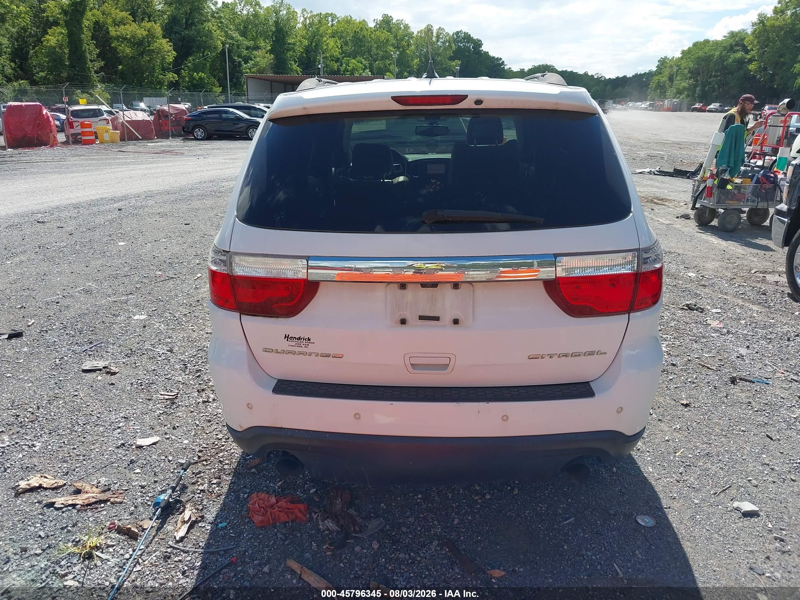 2013 Dodge Durango Citadel White vin: 1C4SDHETXDC678547
