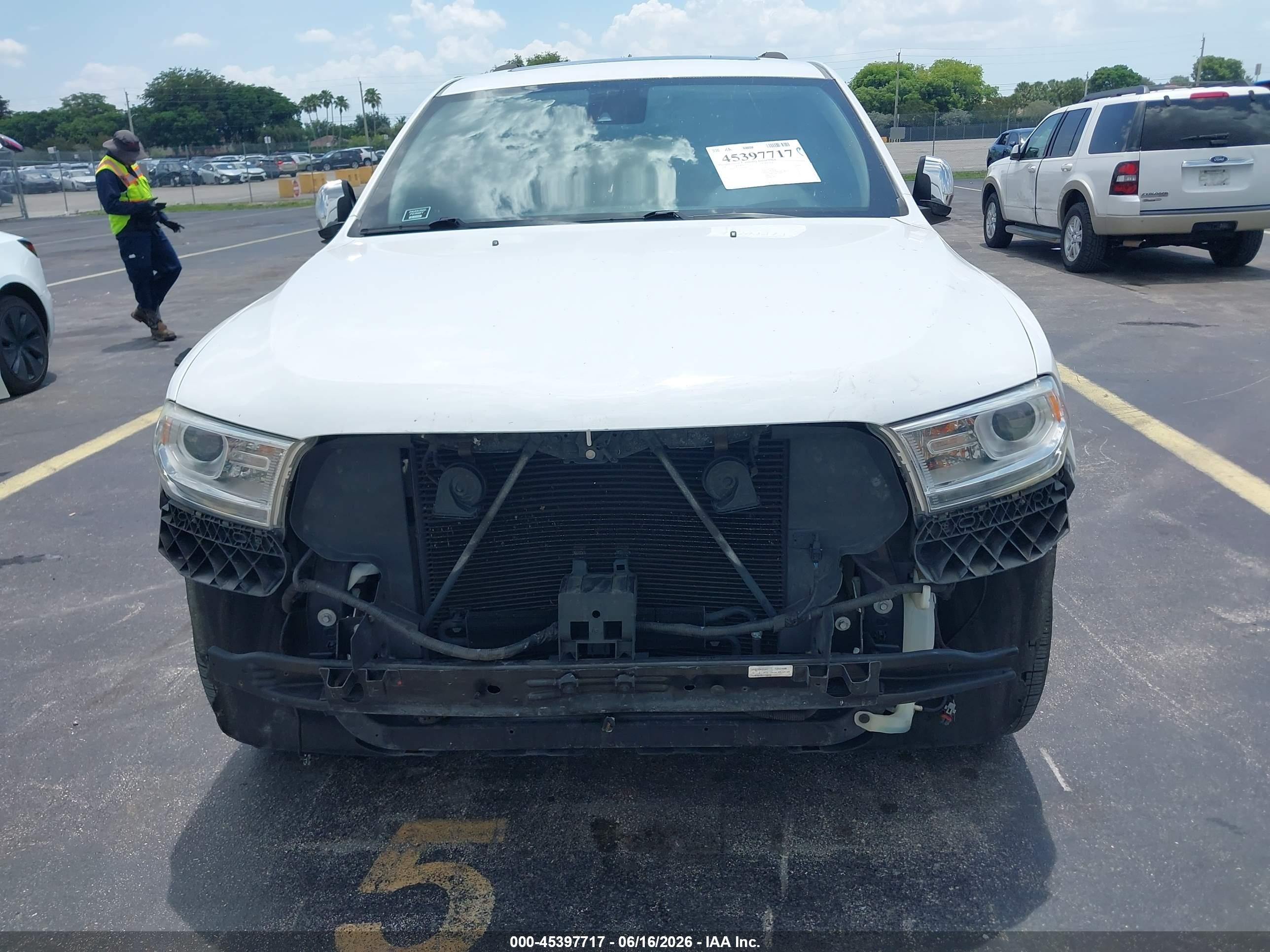 2014 Dodge Durango Citadel White vin: 1C4SDHETXEC970782