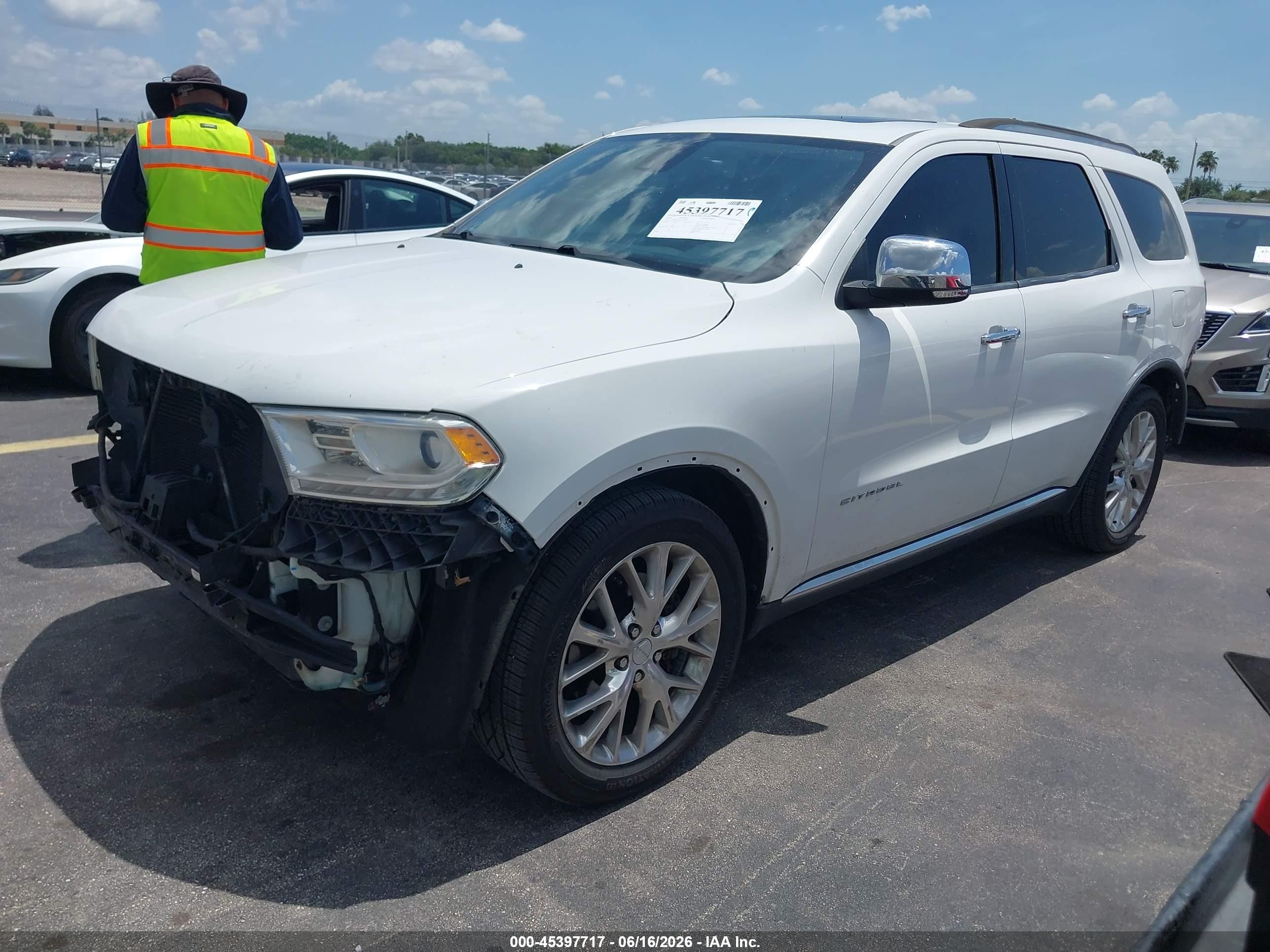 2014 Dodge Durango Citadel White vin: 1C4SDHETXEC970782