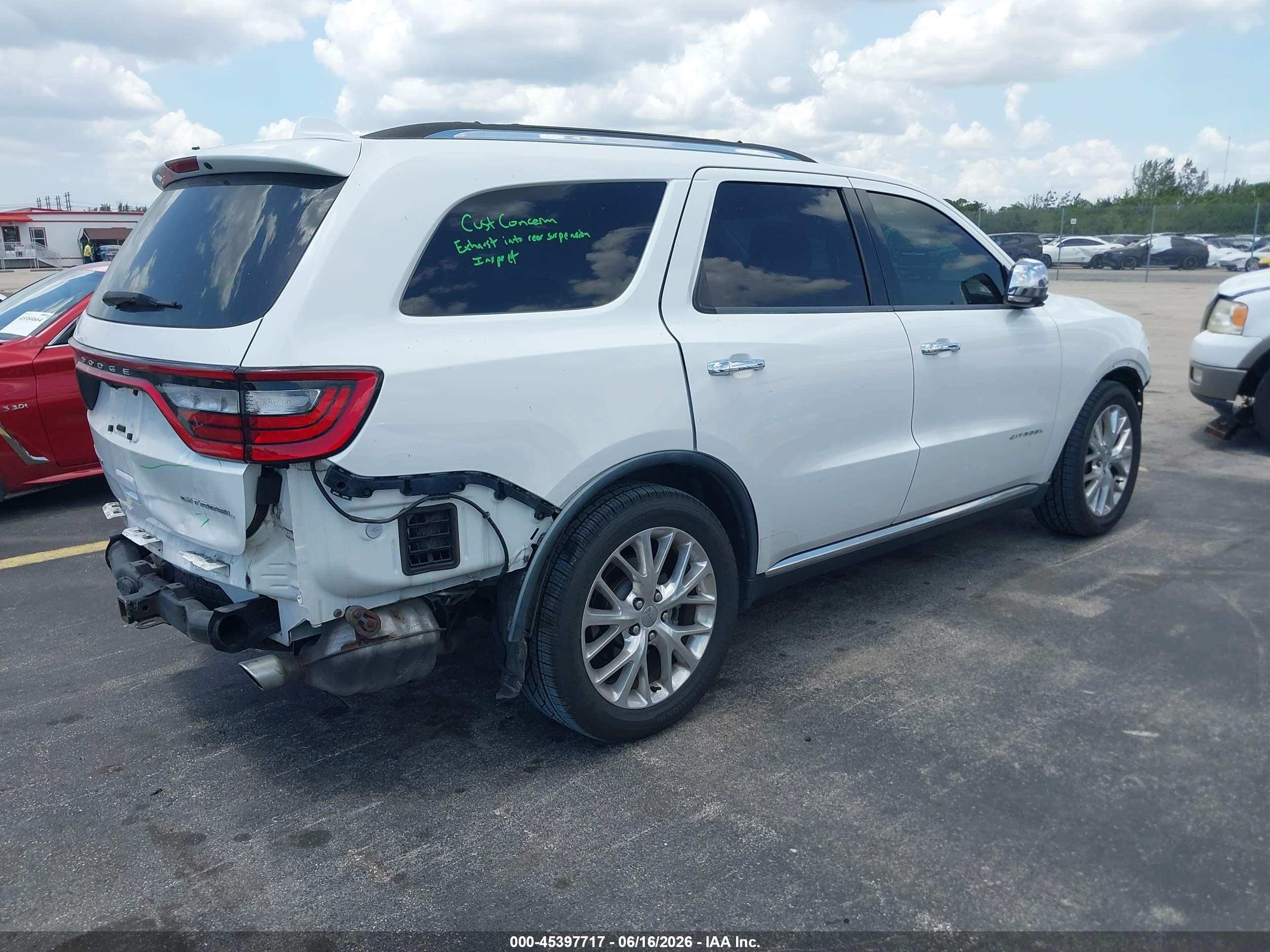 2014 Dodge Durango Citadel White vin: 1C4SDHETXEC970782