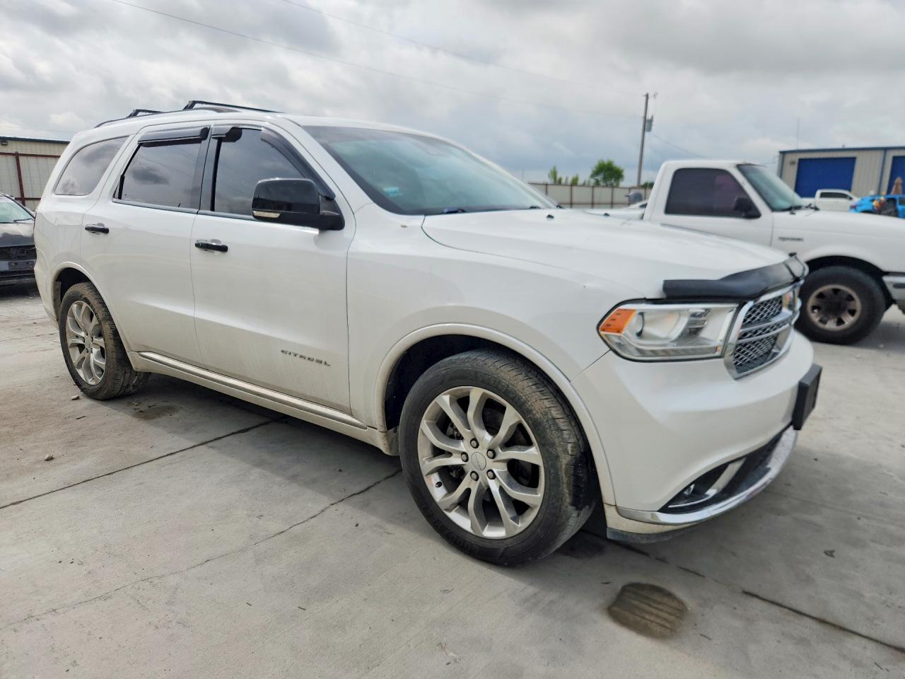 2017 Dodge Durango Citadel White vin: 1C4SDHETXHC960581