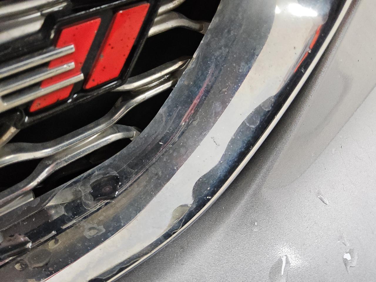 2015 Dodge Durango Citadel Silver vin: 1C4SDJET0FC861093 Damage: Grille, Chipped, 2