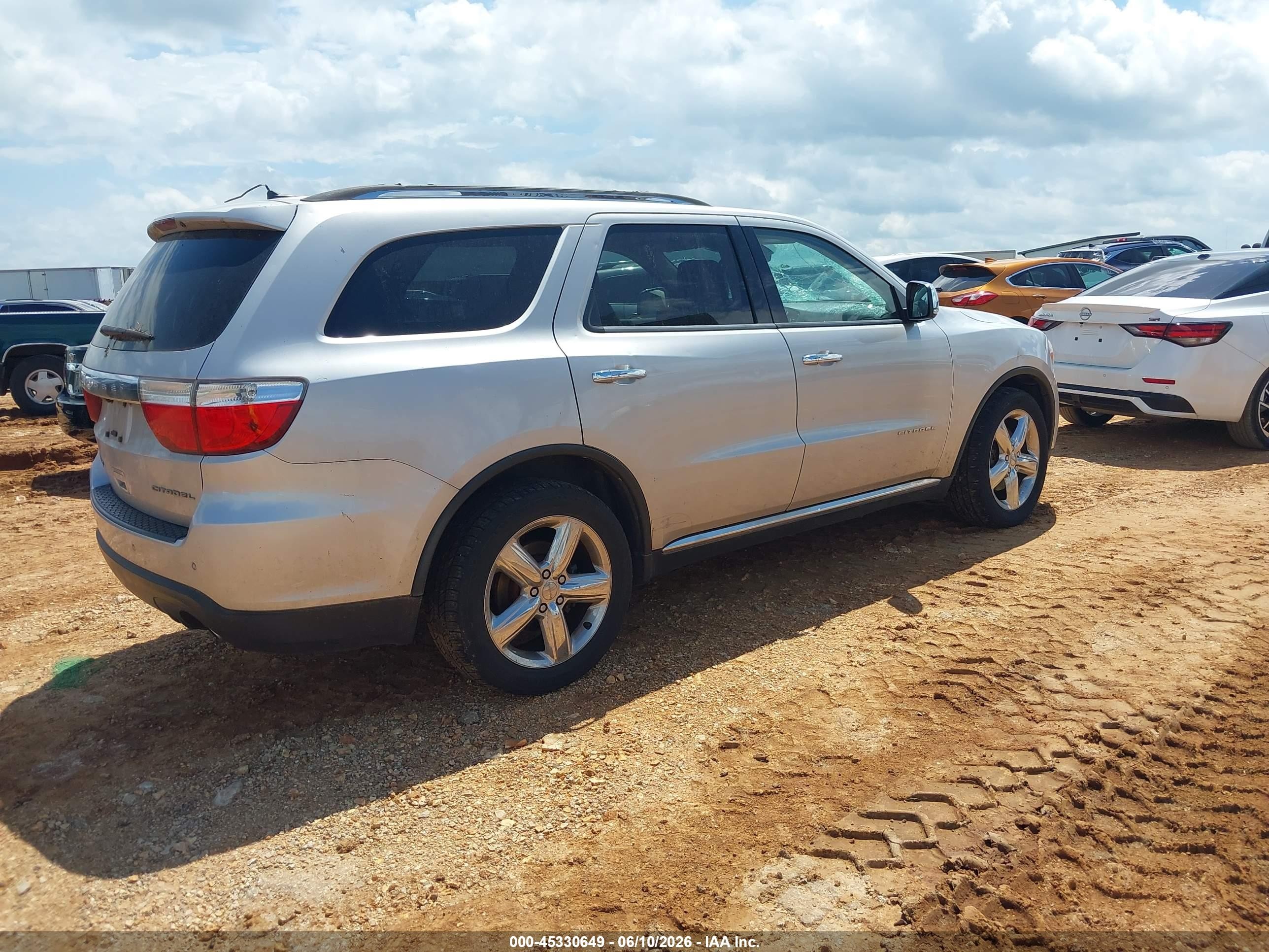 2013 Dodge Durango Citadel Silver vin: 1C4SDJET3DC570441