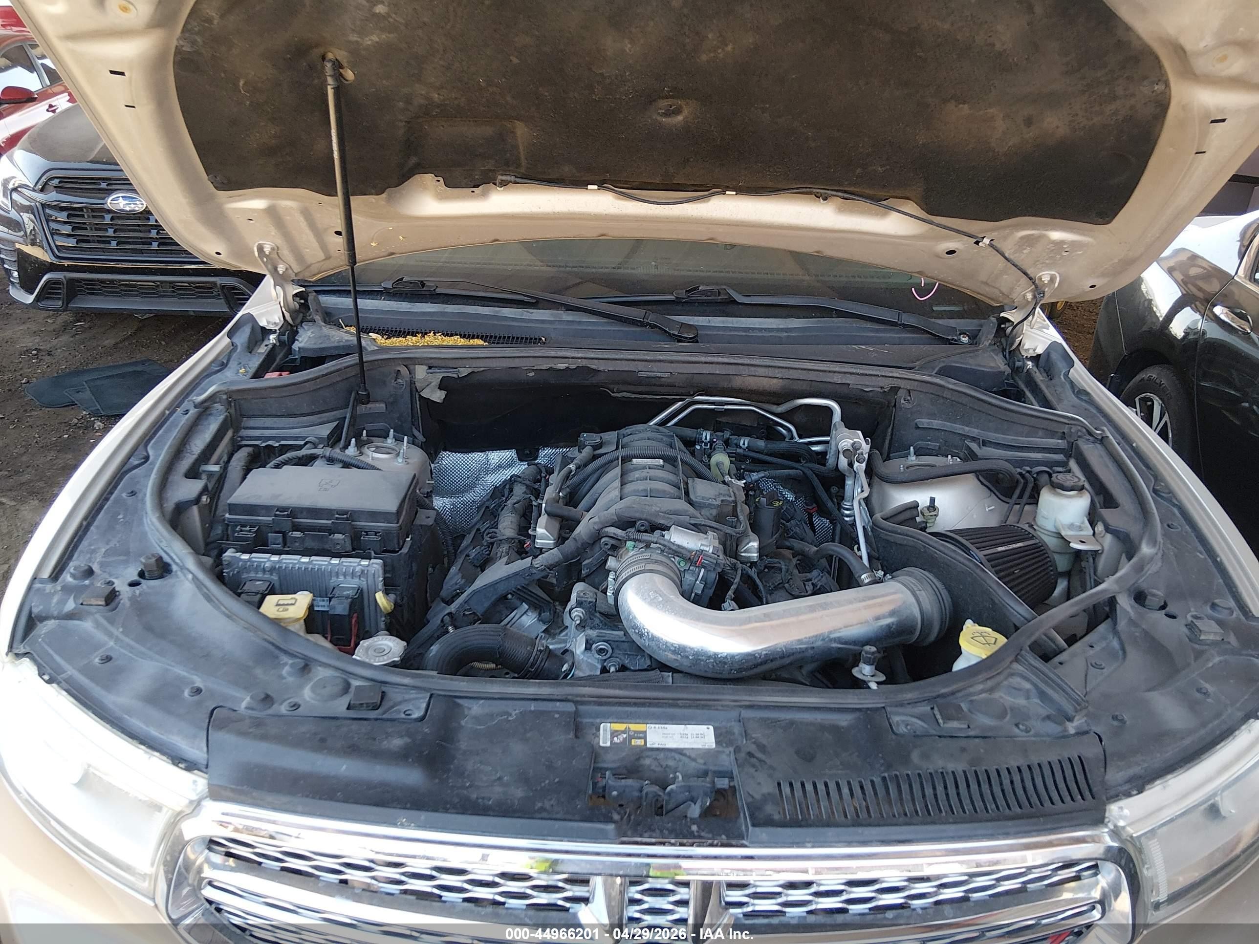 2014 Dodge Durango Citadel Cream vin: 1C4SDJET3EC287345