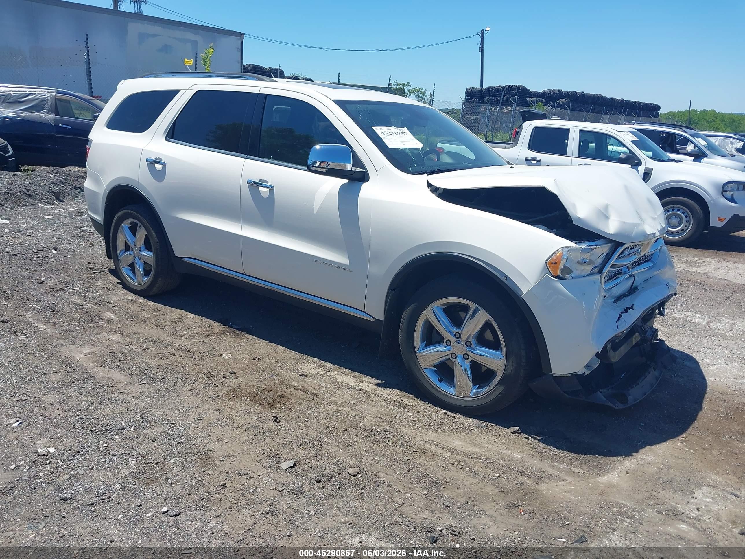 2012 Dodge Durango Citadel Белый vin: 1C4SDJET8CC130844