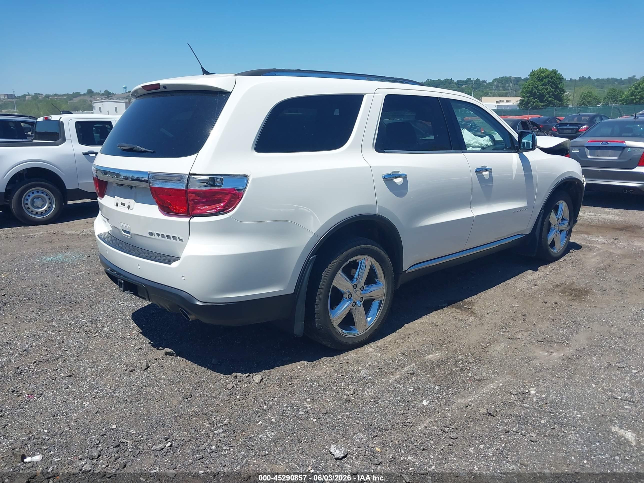 2012 Dodge Durango Citadel White vin: 1C4SDJET8CC130844