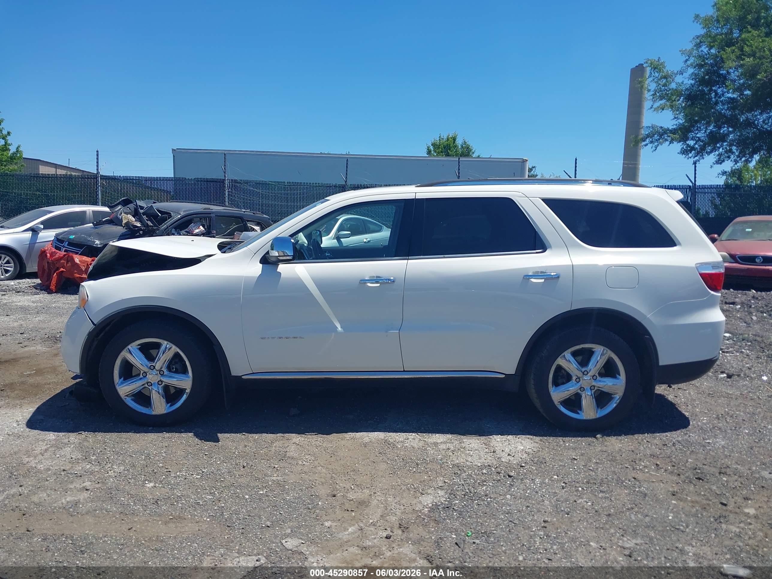 2012 Dodge Durango Citadel White vin: 1C4SDJET8CC130844