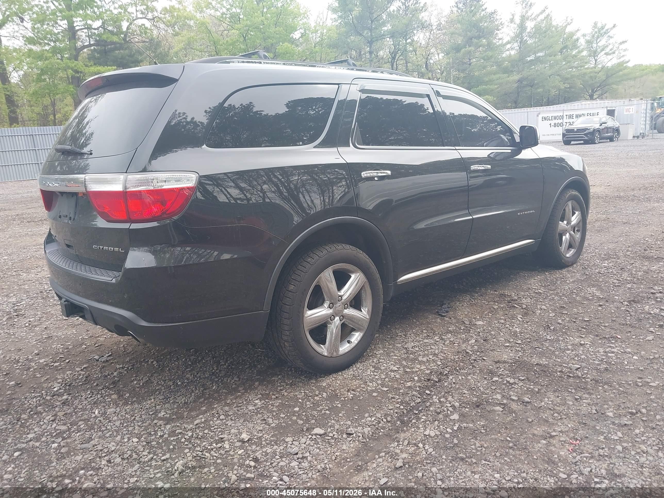 2013 Dodge Durango Citadel Black vin: 1C4SDJET8DC633002
