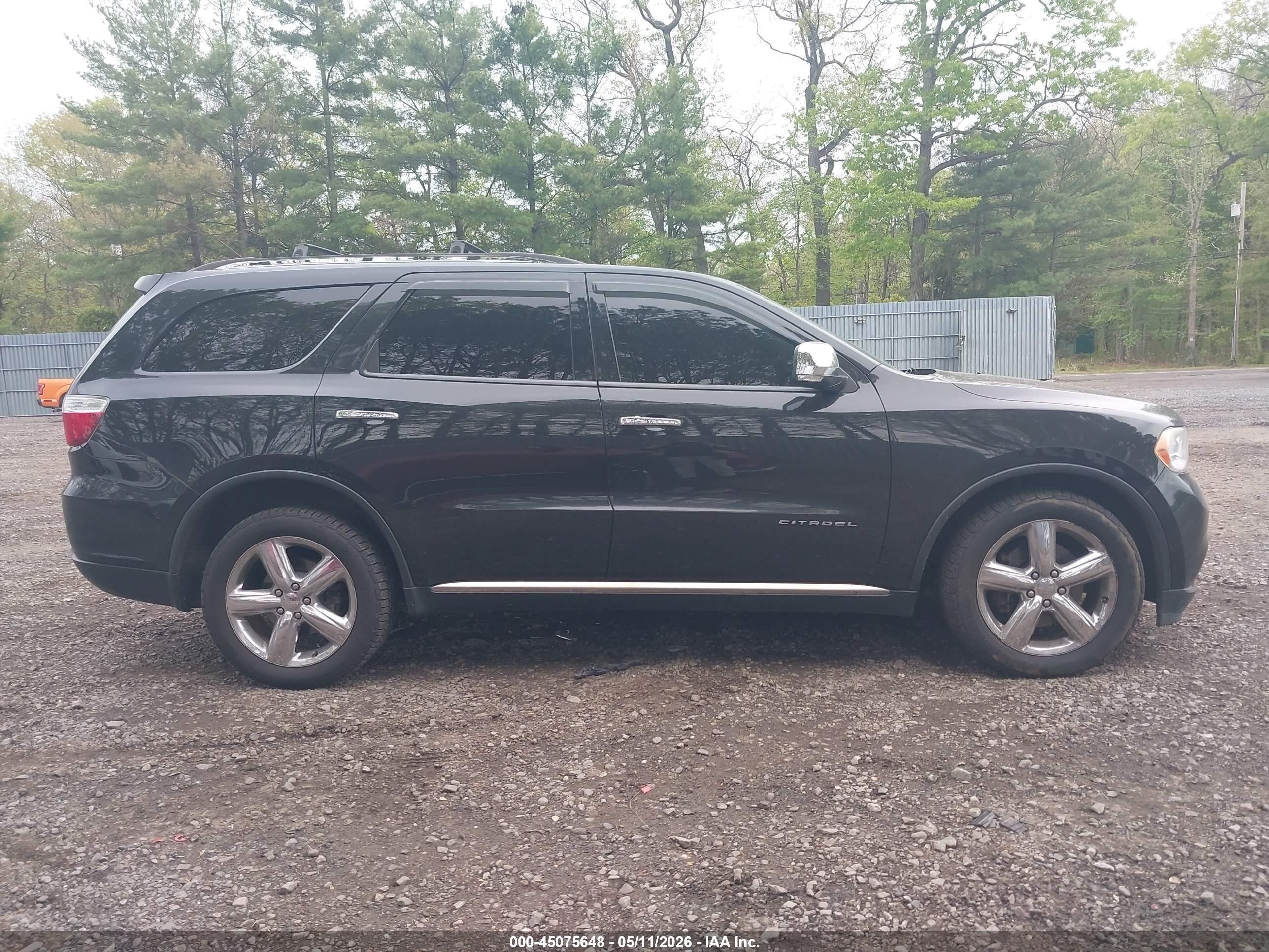 2013 Dodge Durango Citadel Black vin: 1C4SDJET8DC633002