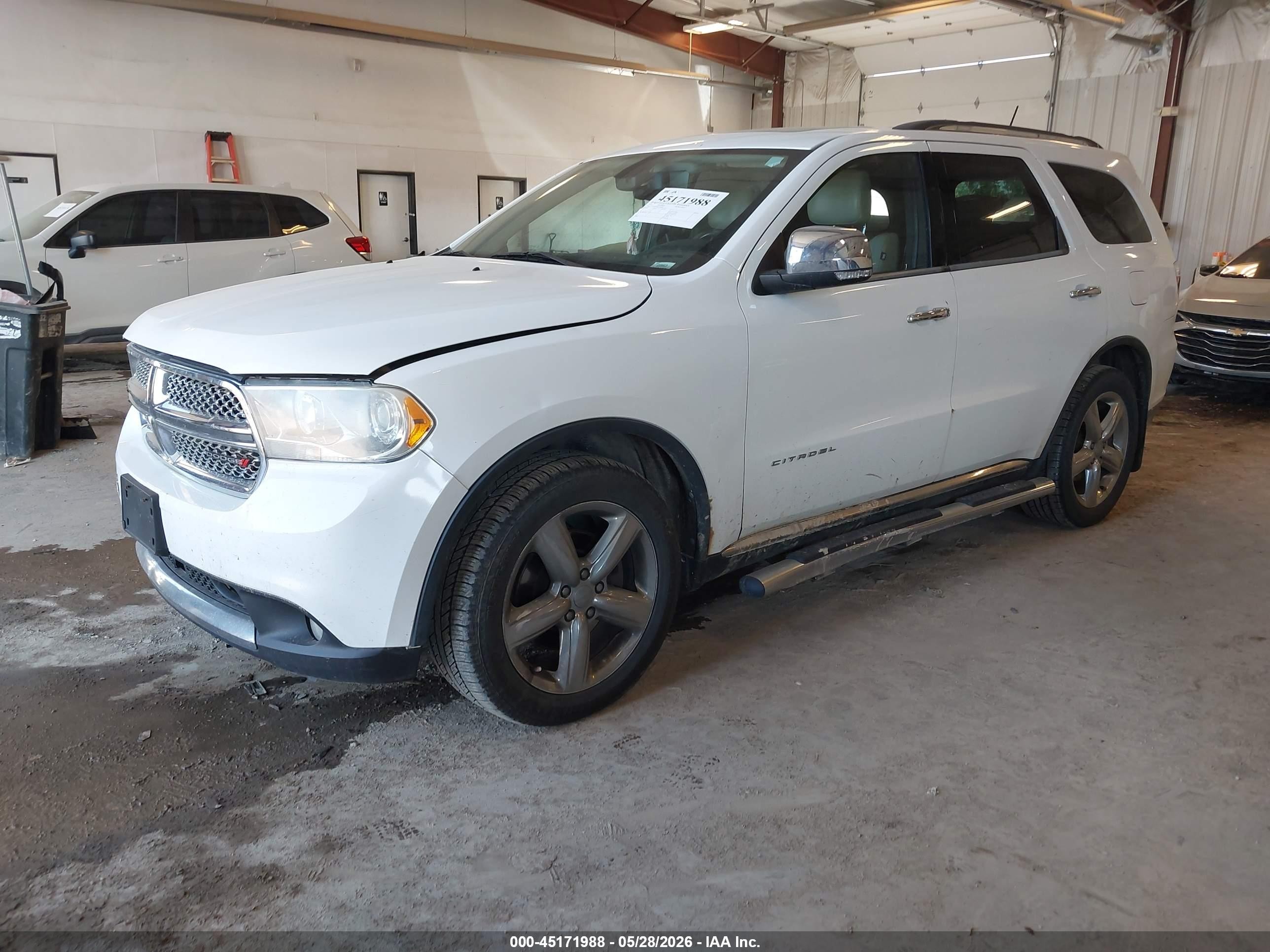2013 Dodge Durango Citadel White vin: 1C4SDJET9DC565809