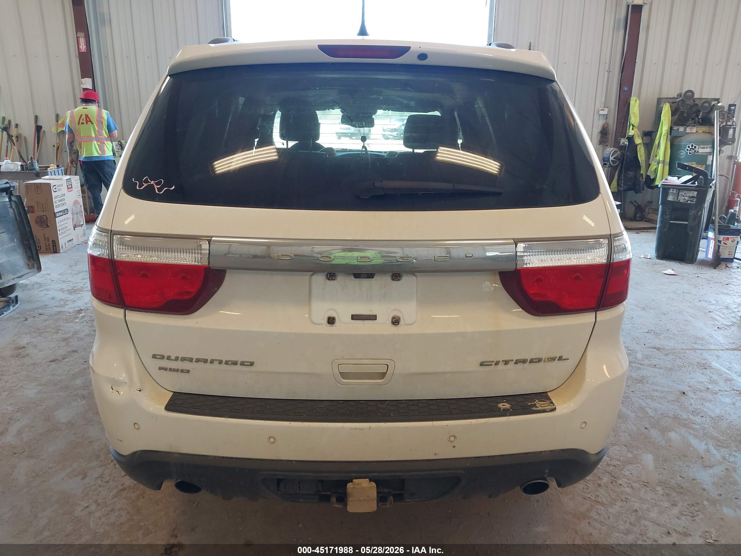 2013 Dodge Durango Citadel White vin: 1C4SDJET9DC565809