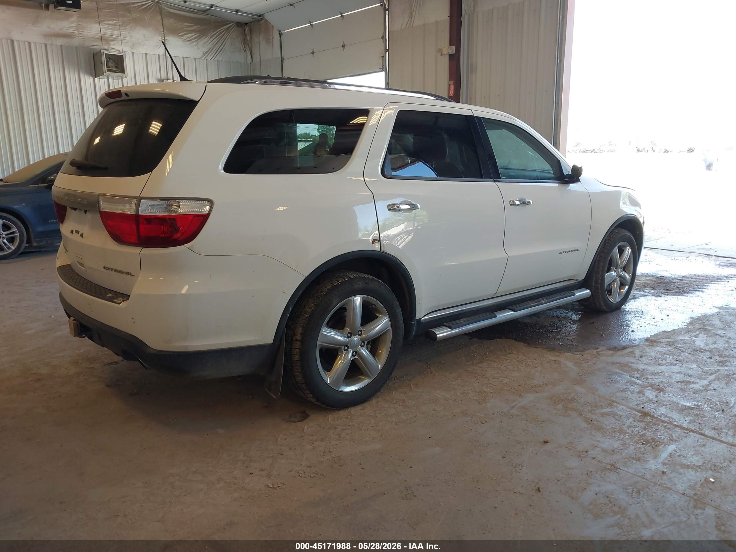 2013 Dodge Durango Citadel White vin: 1C4SDJET9DC565809