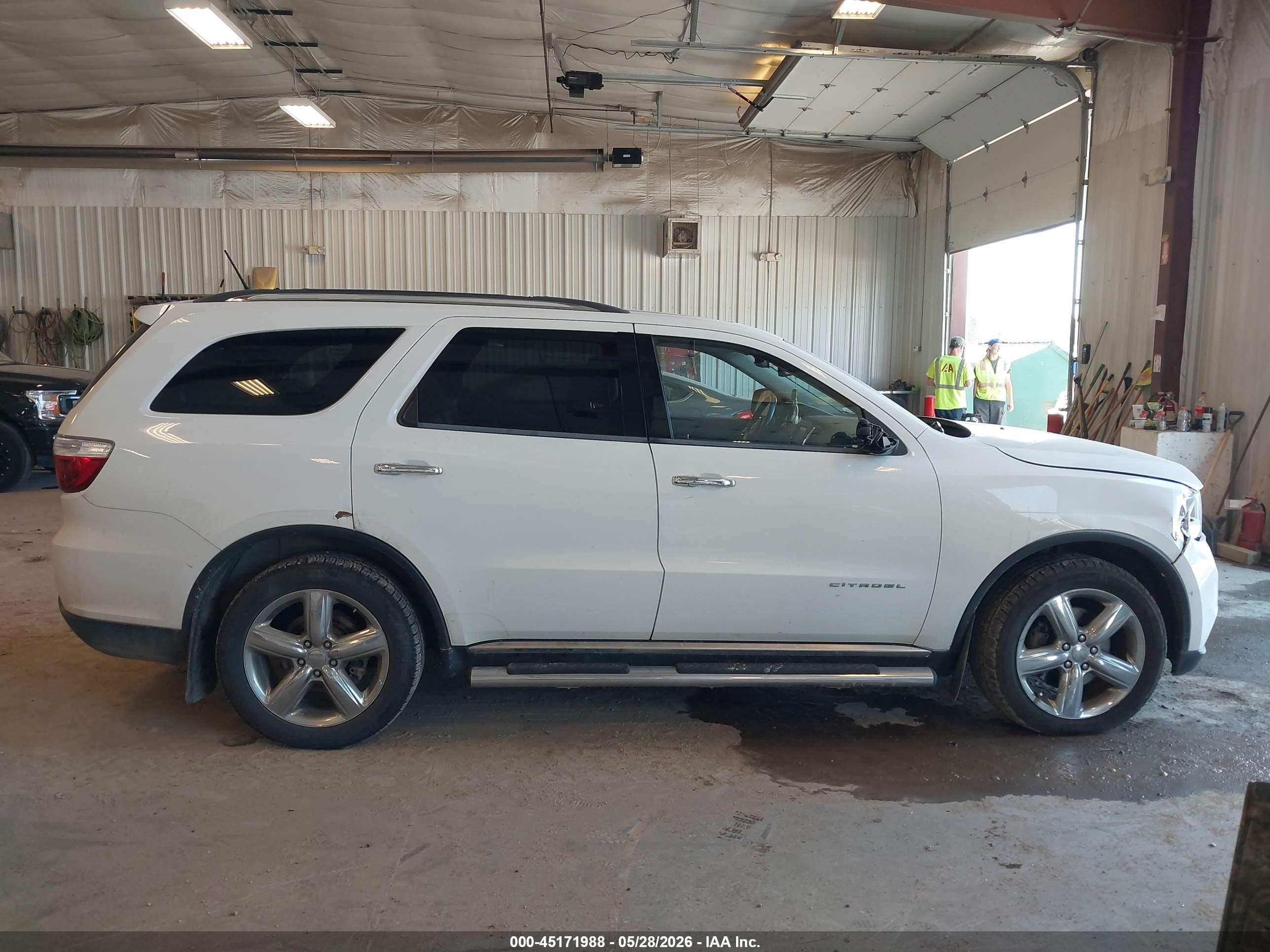 2013 Dodge Durango Citadel White vin: 1C4SDJET9DC565809