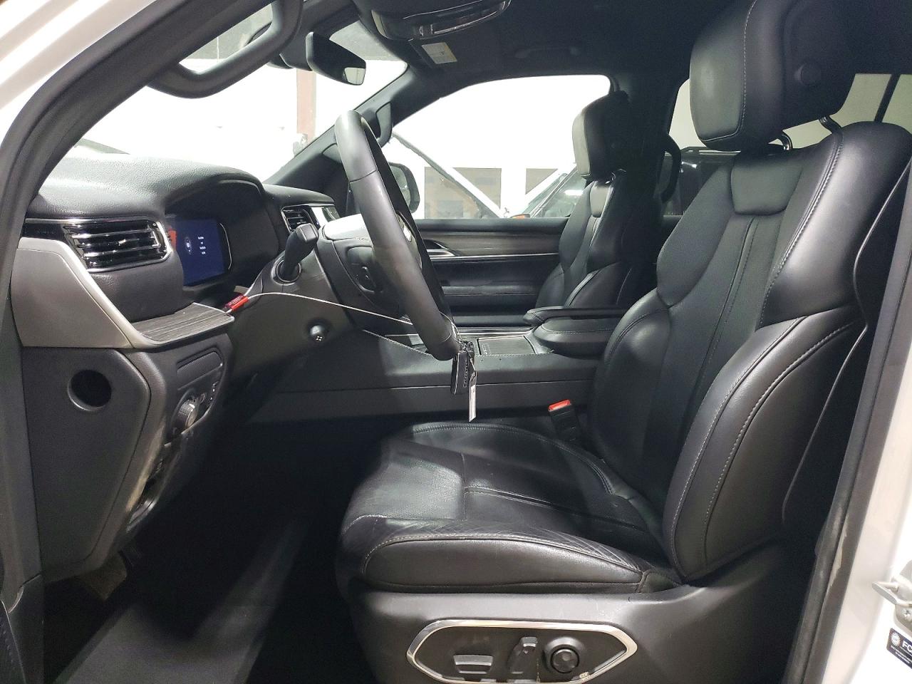 2024 Jeep Wagoneer L Series Ii Белый vin: 1C4SJRBP3RS145989