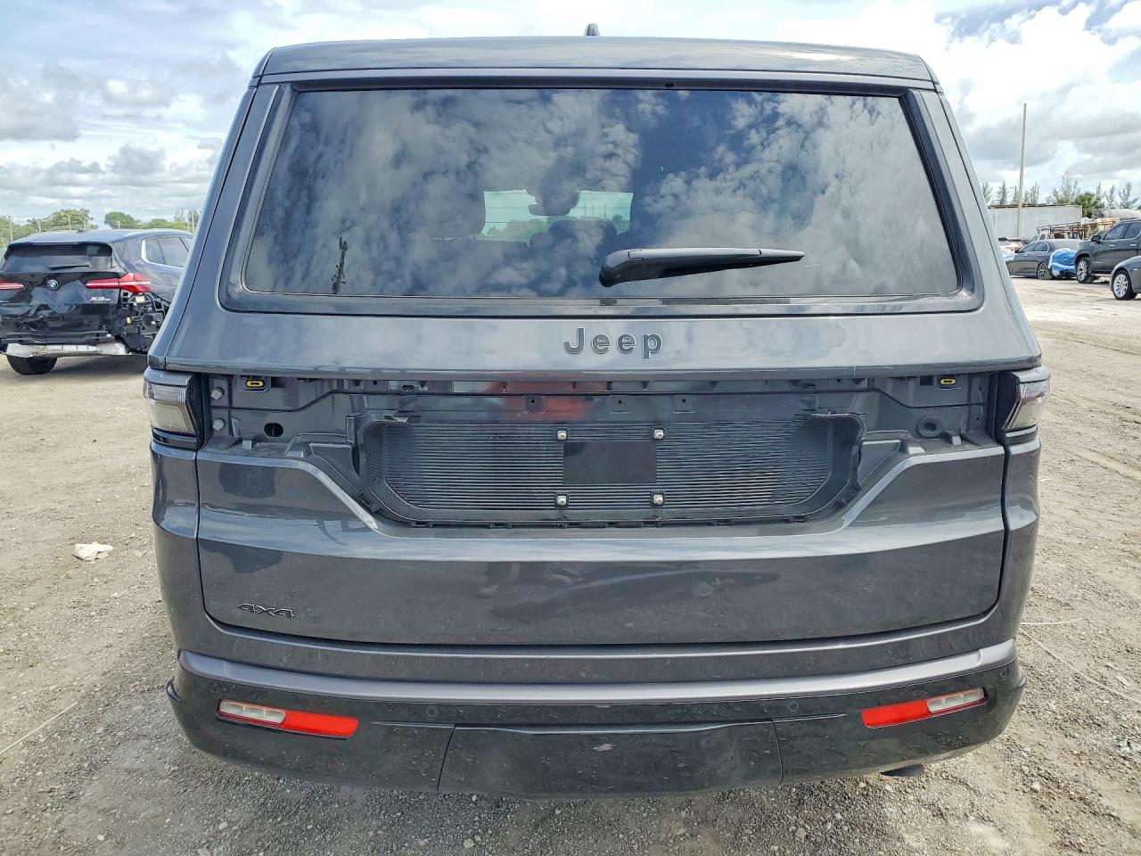 2026 Jeep Grand Wagoneer L Limited Черный vin: 1C4SJSBP0TS158875