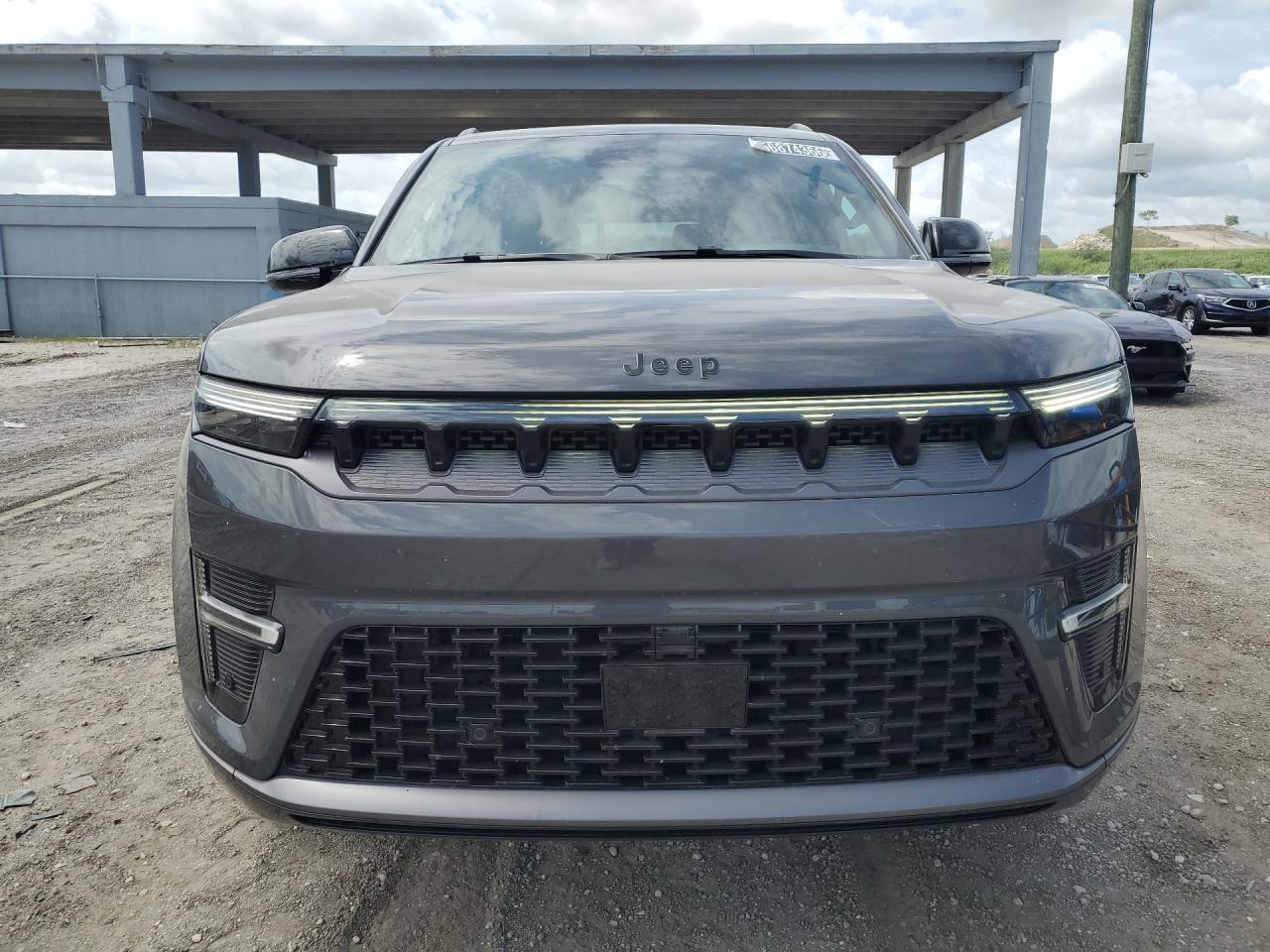 2026 Jeep Grand Wagoneer L Limited Черный vin: 1C4SJSBP0TS158875 Damage: Front Bumper, Chipped, 6