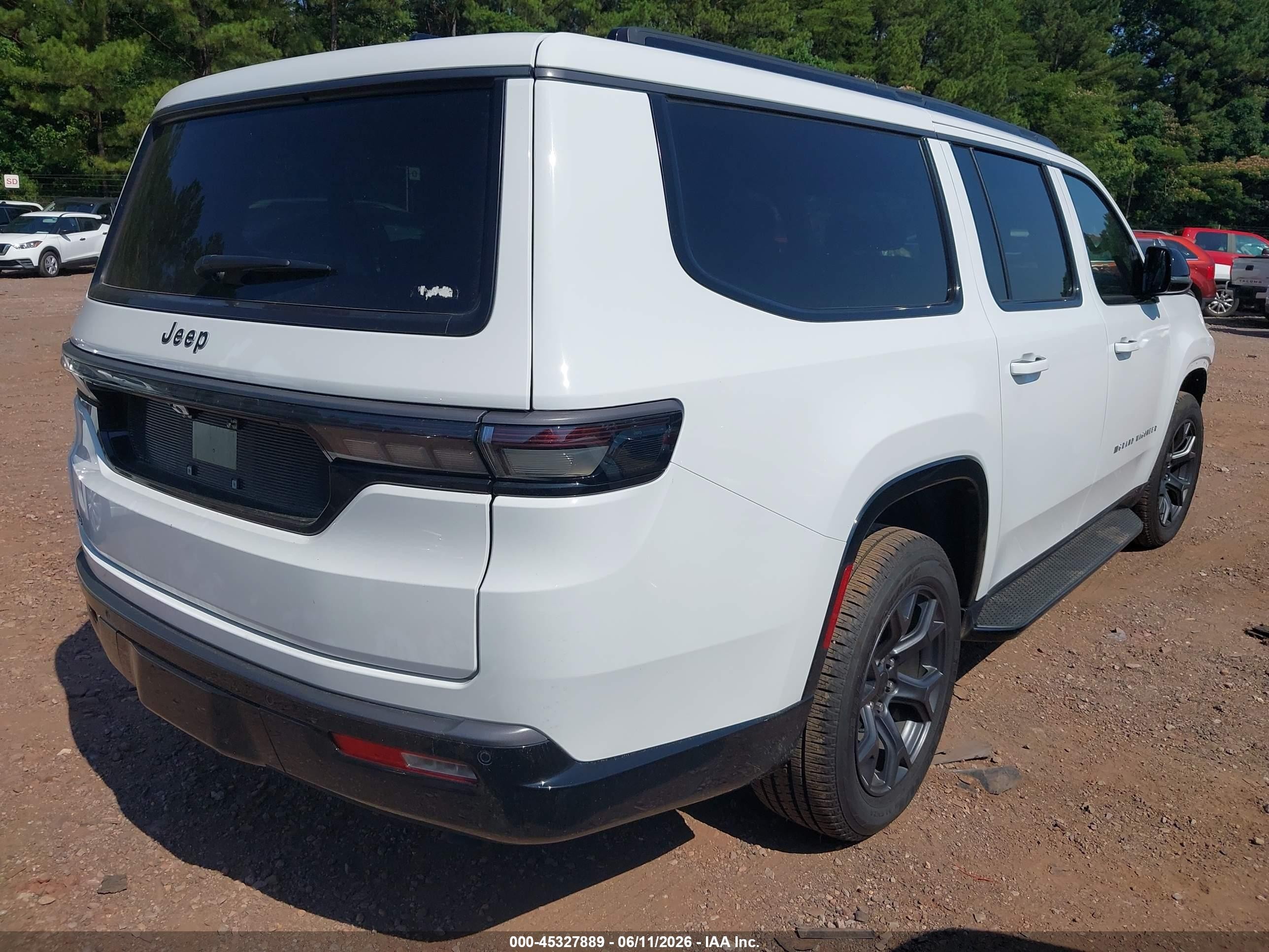 2026 Jeep Grand Wagoneer L Limited Altitude 4x4 White vin: 1C4SJSBP1TS174874