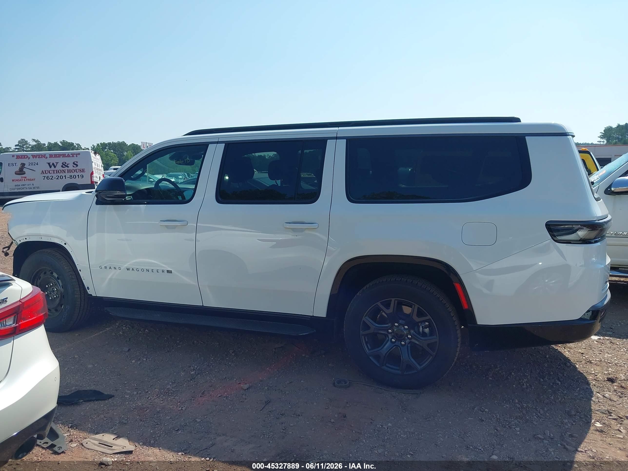 2026 Jeep Grand Wagoneer L Limited Altitude 4x4 White vin: 1C4SJSBP1TS174874