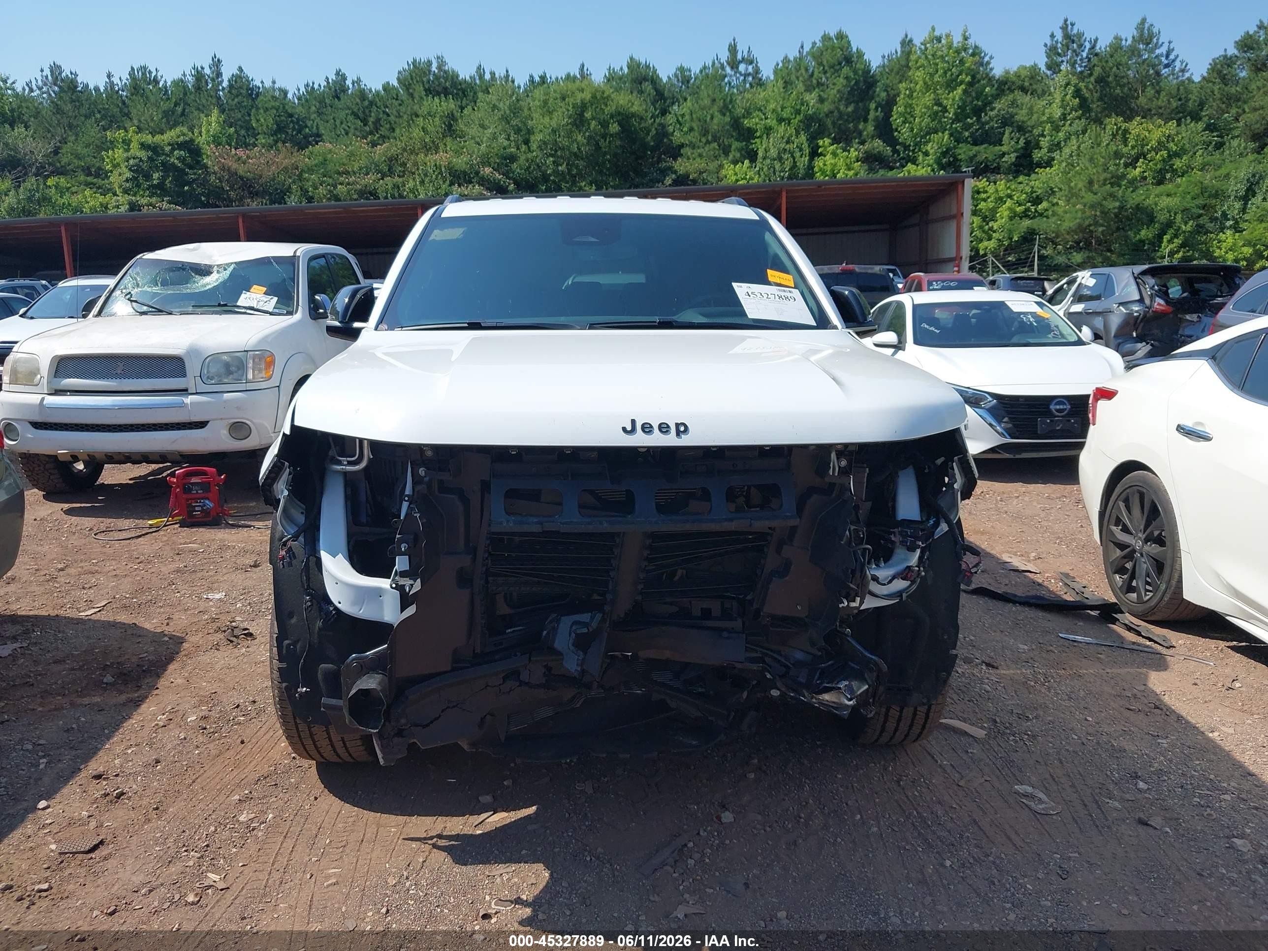 2026 Jeep Grand Wagoneer L Limited Altitude 4x4 White vin: 1C4SJSBP1TS174874