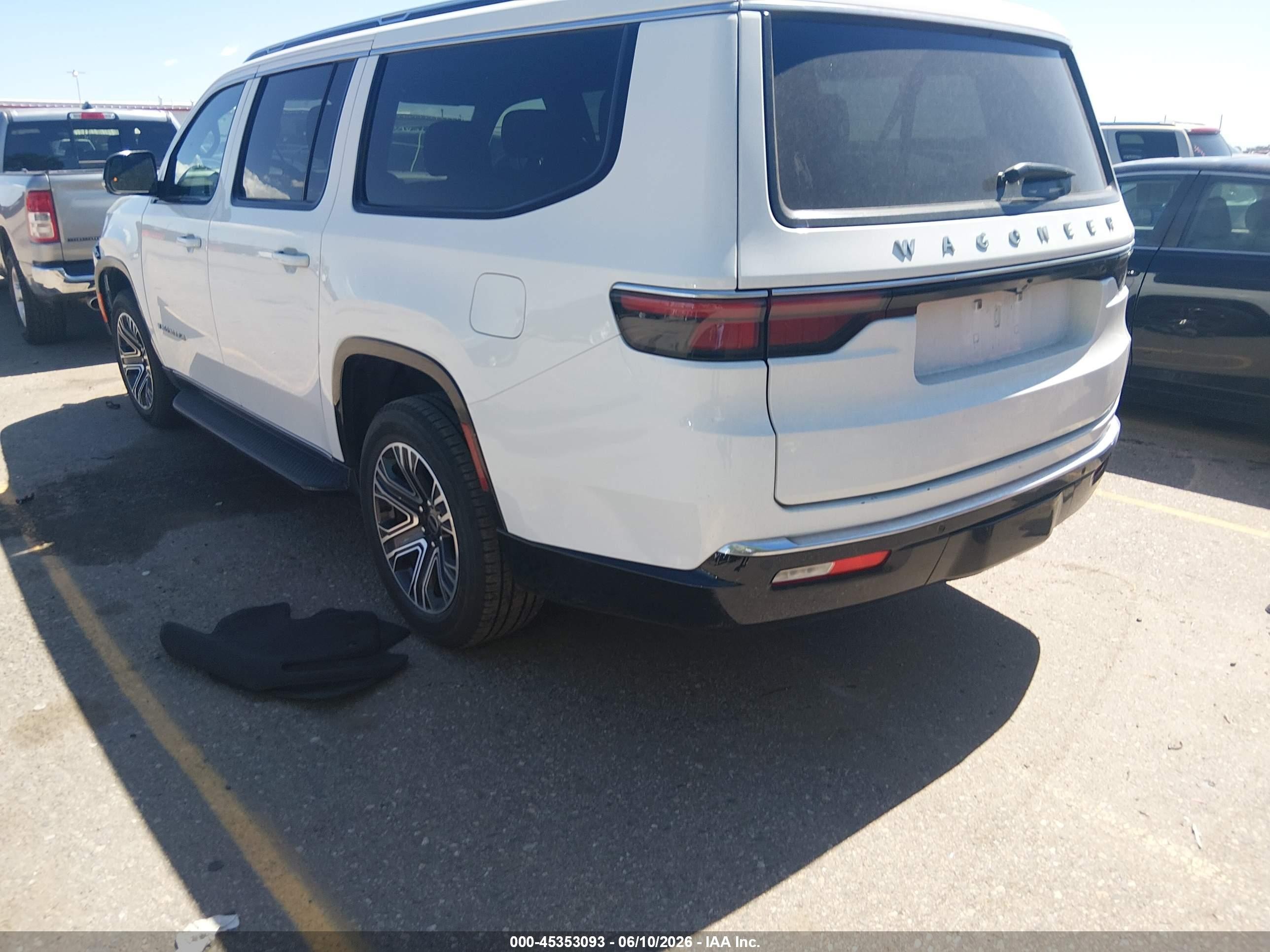 2025 Jeep Wagoneer L Series Ii 4x4 White vin: 1C4SJSBP9SS537324