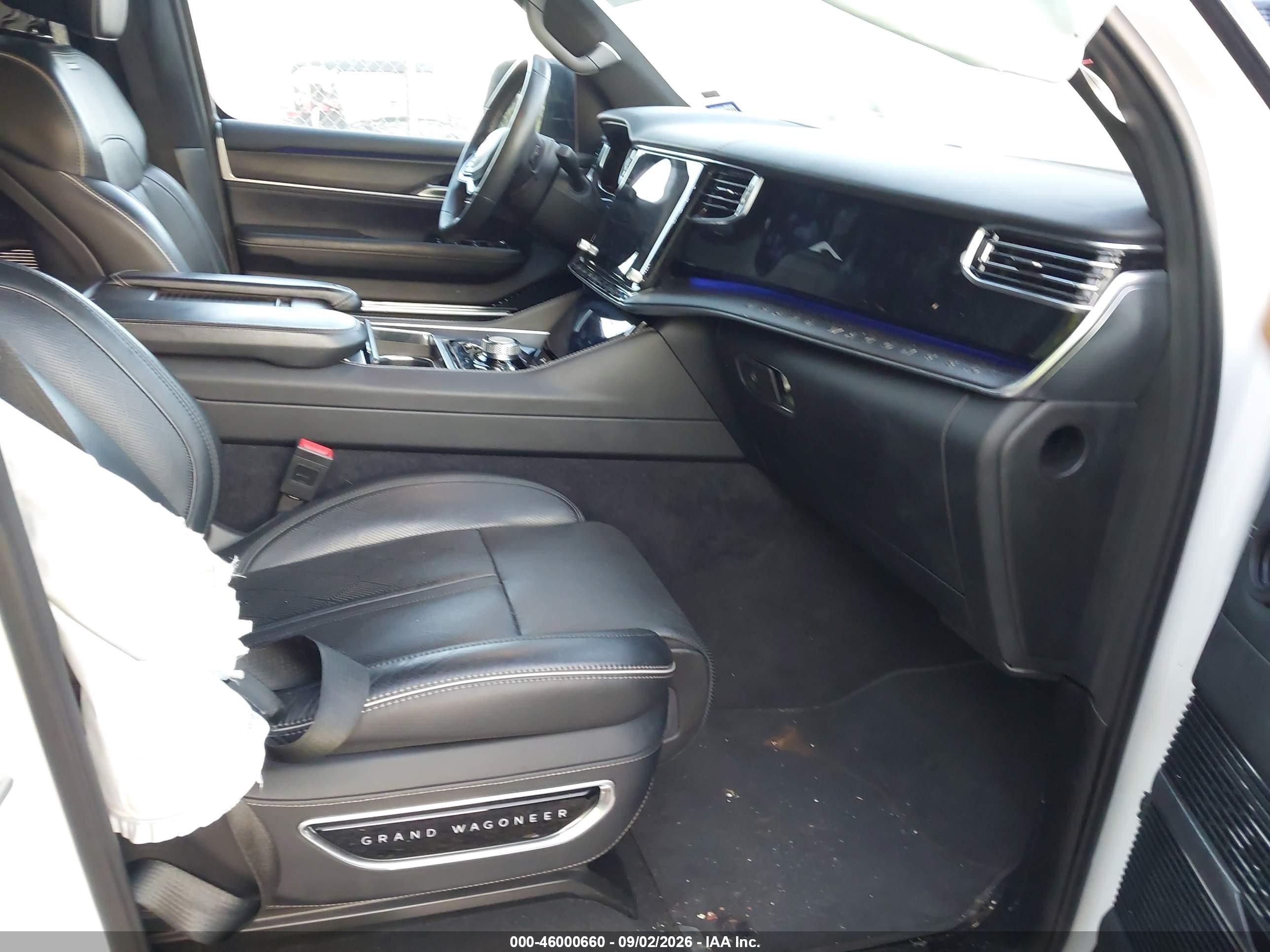 2024 Jeep Grand Wagoneer L Series Ii 4x4 Белый vin: 1C4SJSFP7RS149870