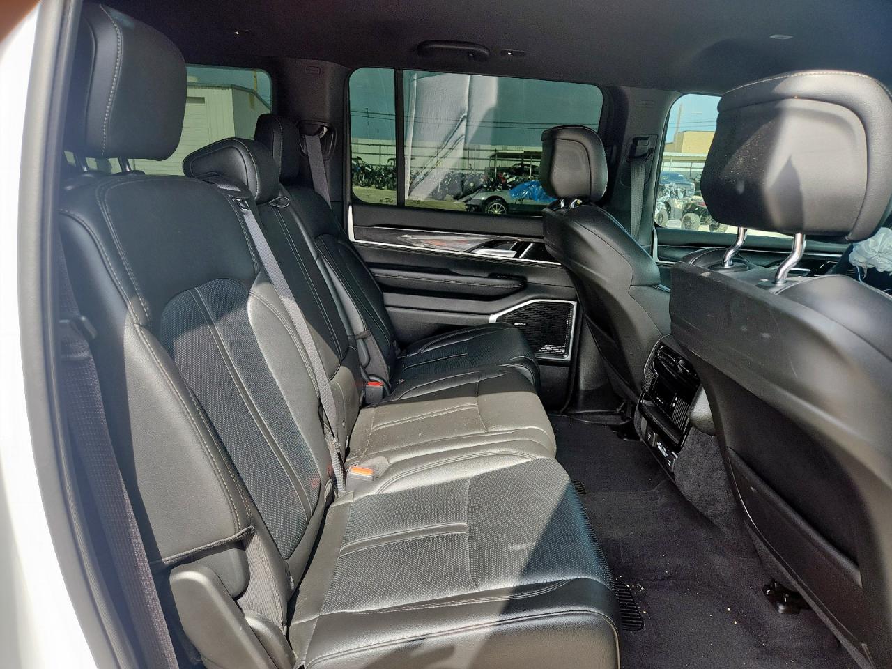 2024 Jeep Wagoneer Series I White vin: 1C4SJUAP5RS142032