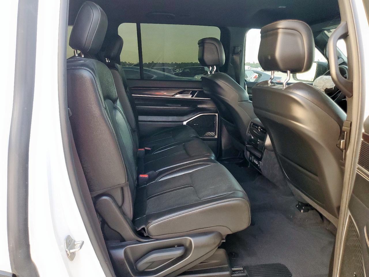 2024 Jeep Wagoneer Series I Белый vin: 1C4SJUAP5RS142032