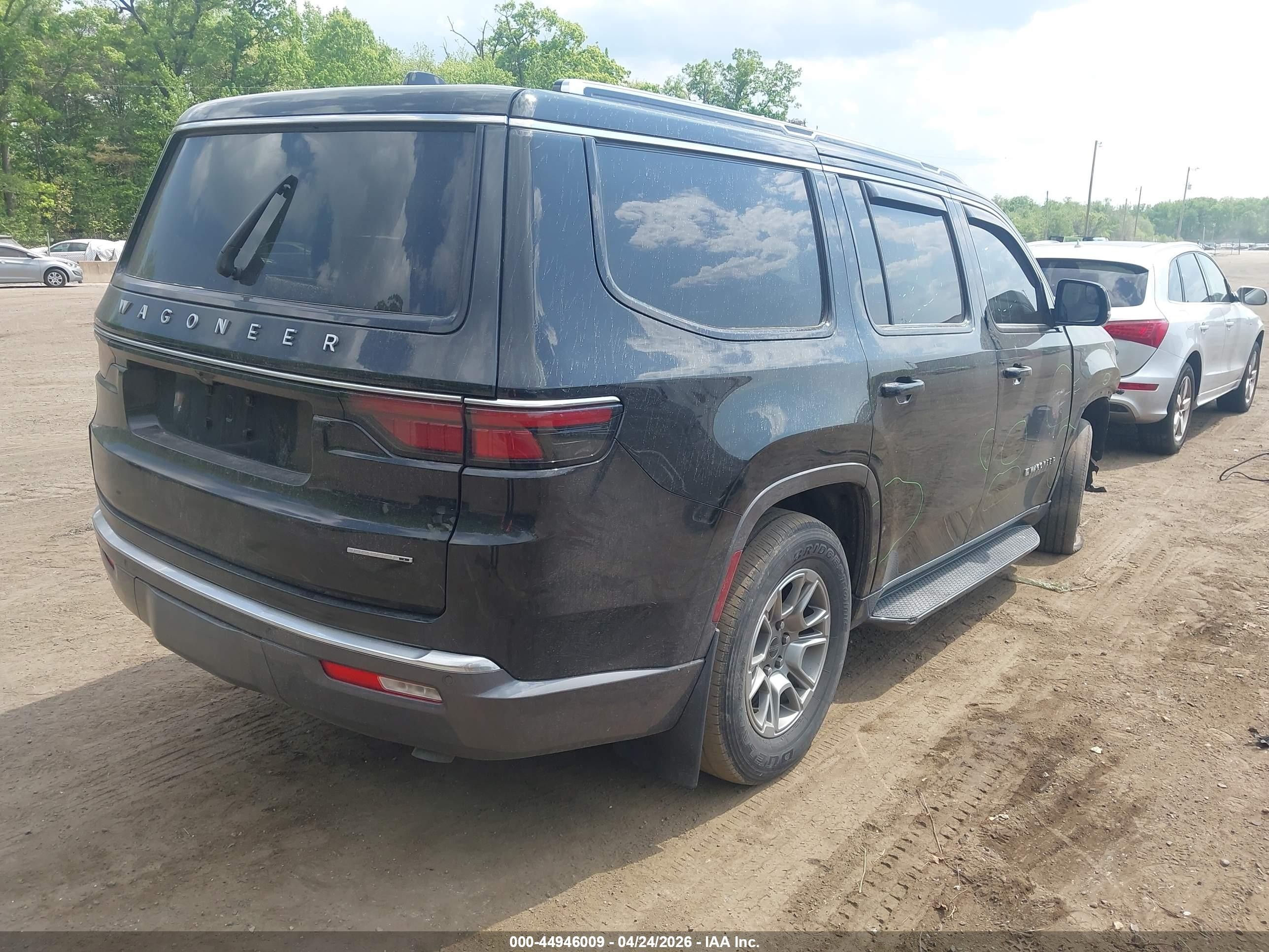 2022 Jeep Wagoneer Series I 4x2 Черный vin: 1C4SJUAT4NS181458