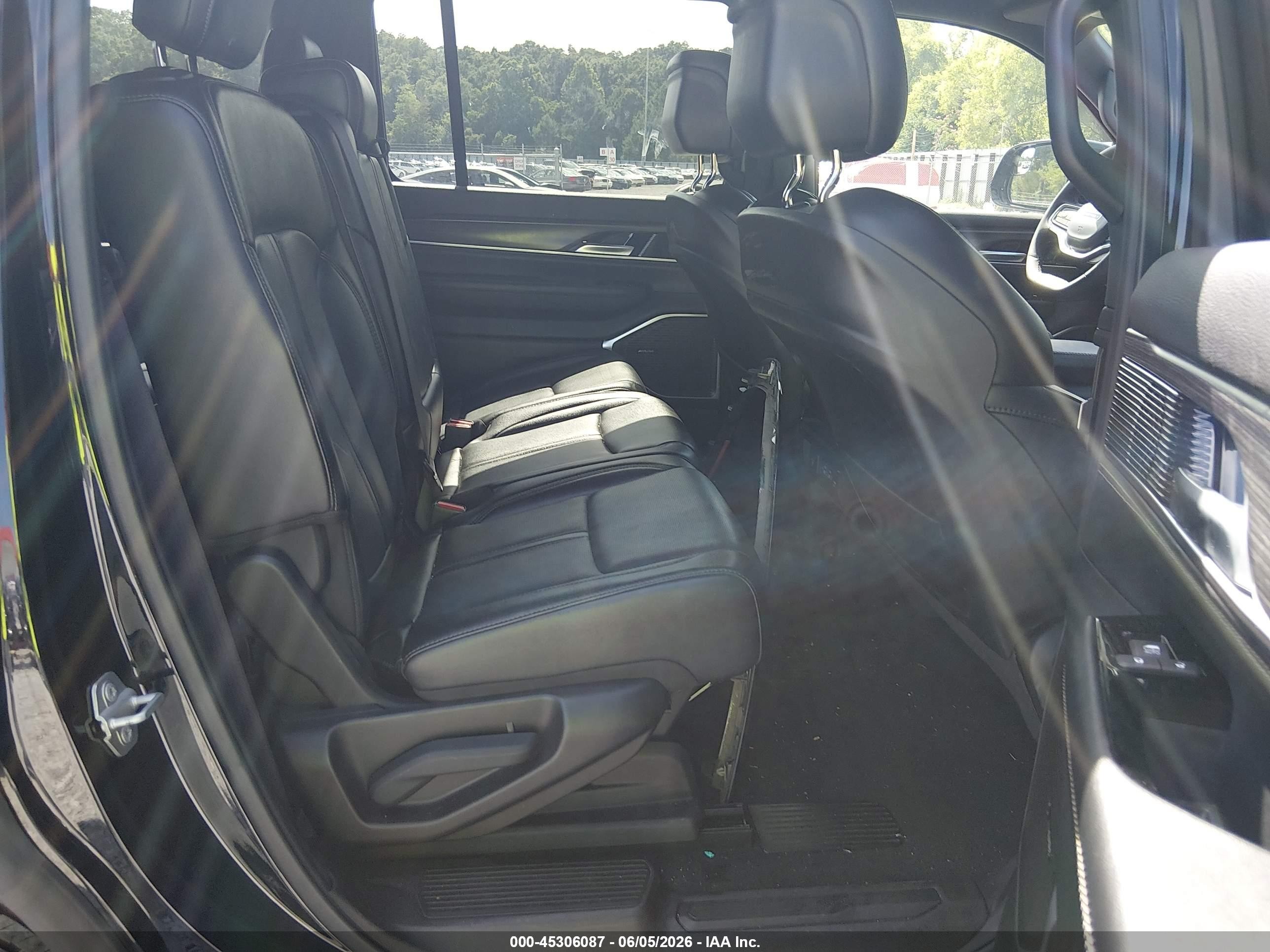 2024 Jeep Wagoneer Series Ii 4x2 Black vin: 1C4SJUBPXRS178278