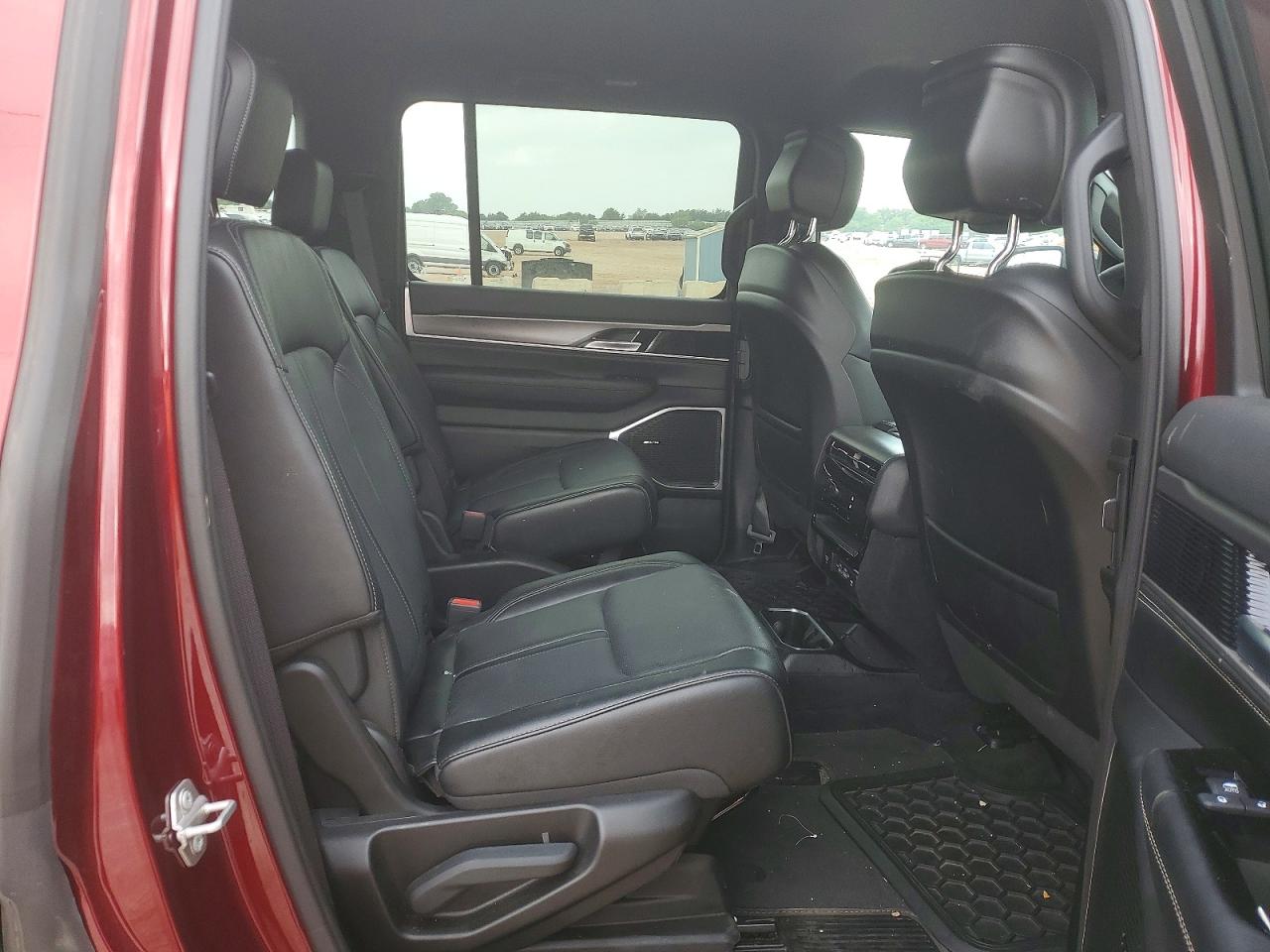 2025 Jeep Wagoneer Series Ii Red vin: 1C4SJVBP4SS503339