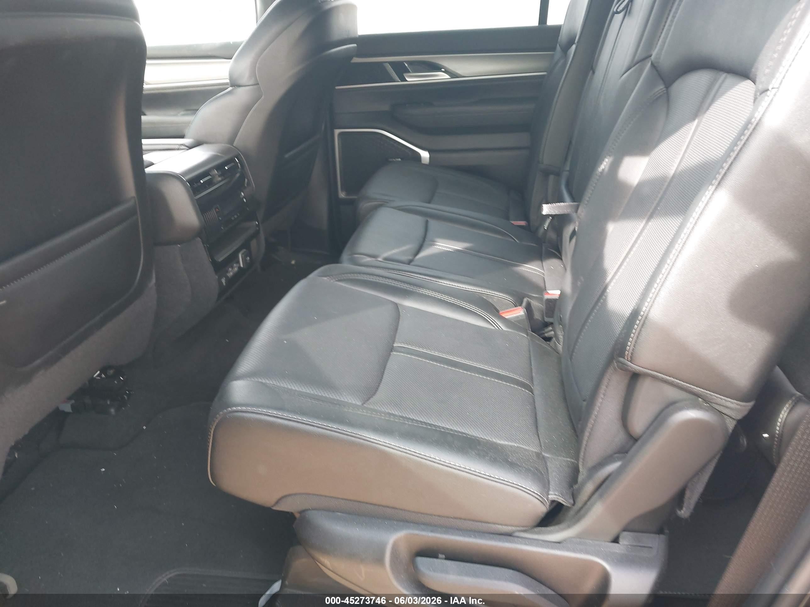 2026 Jeep Grand Wagoneer Limited Altitude 4x4 Черный vin: 1C4SJVBP4TS159755