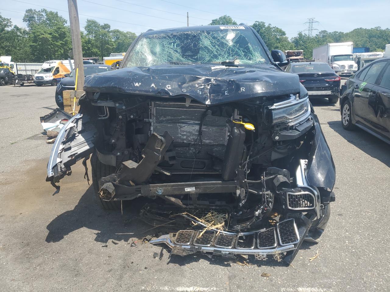 2025 Jeep Wagoneer Series Ii Black vin: 1C4SJVBP5SS536348 Damage: Grille, Broken, Replacement Required