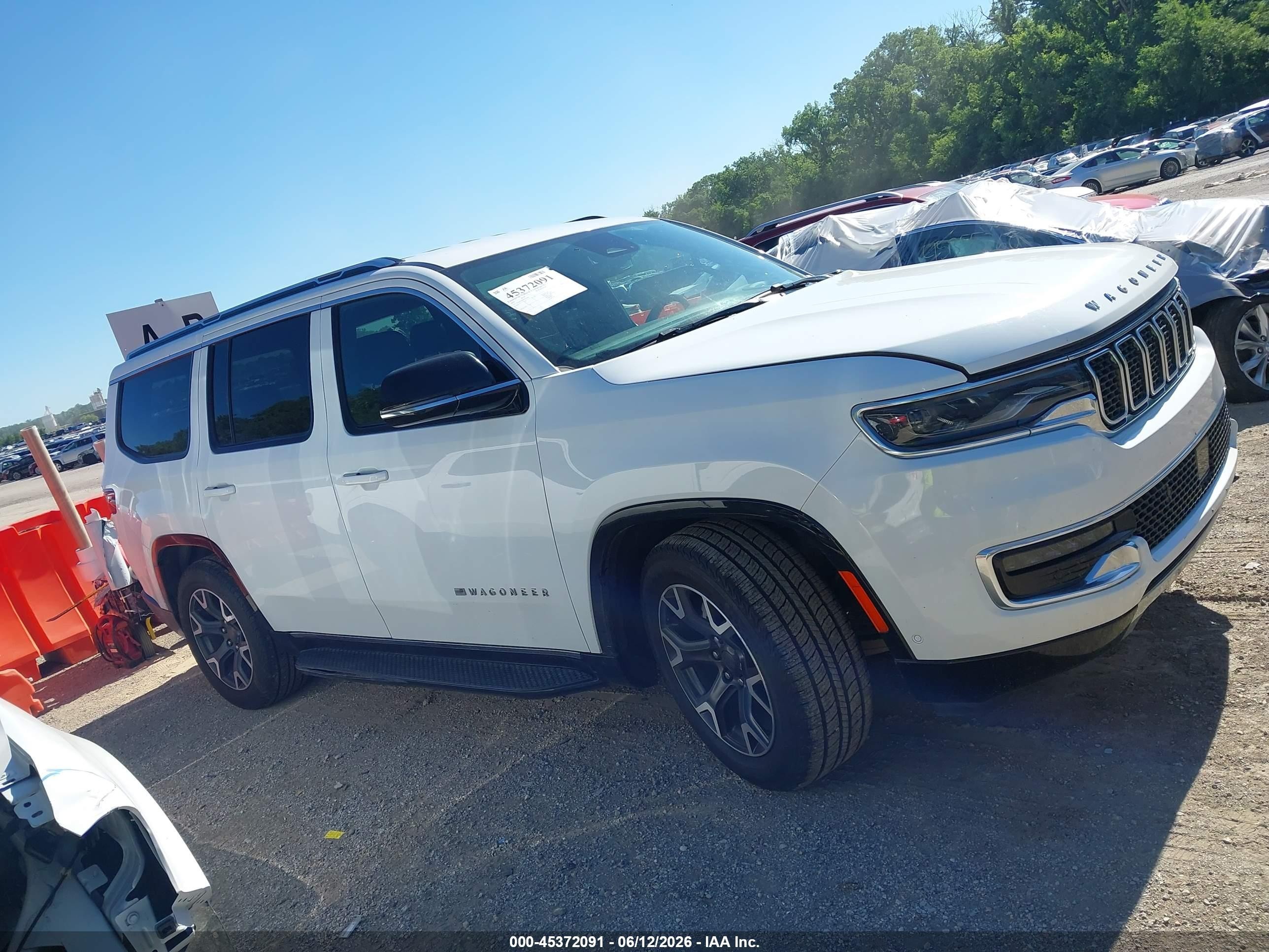 2024 Jeep Wagoneer Series Iii 4x4 White vin: 1C4SJVDP0RS176185