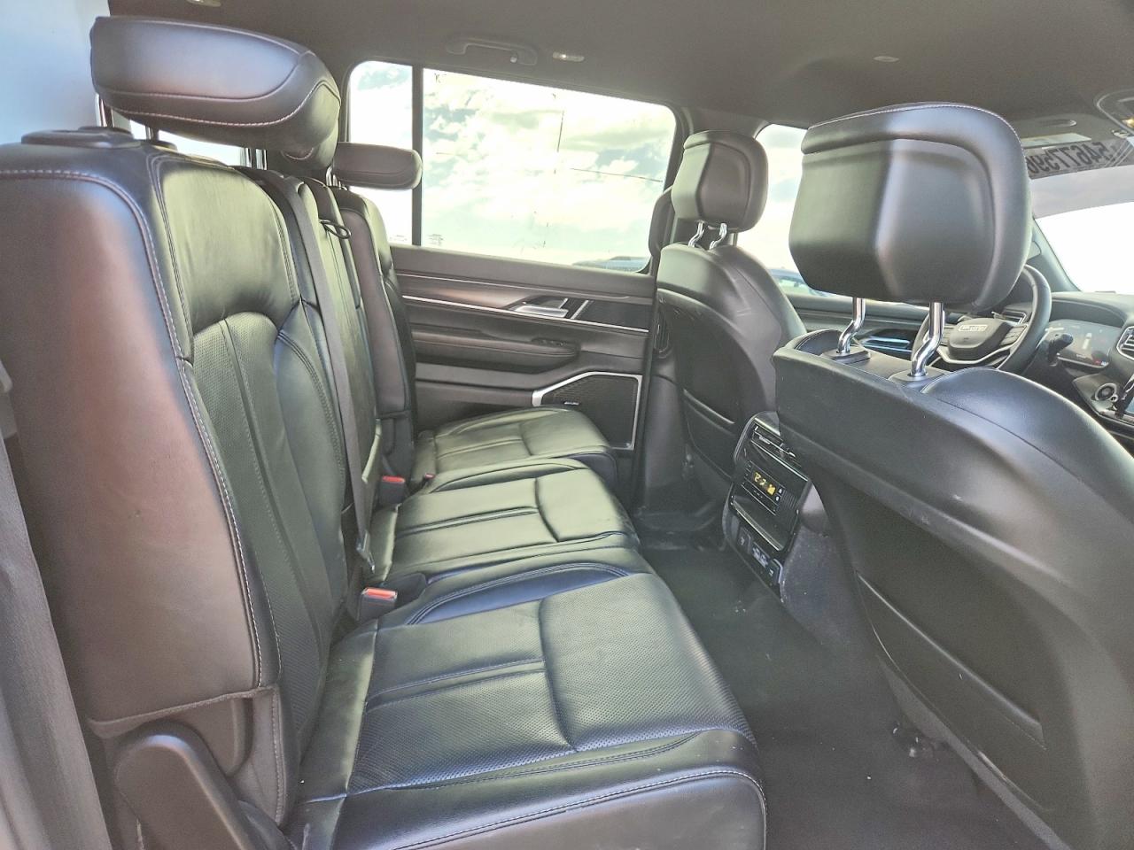 2023 Jeep Wagoneer Series Iii White vin: 1C4SJVDP3PS505927