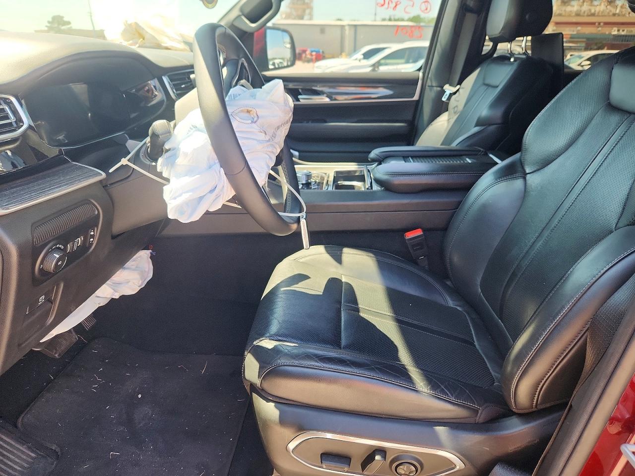 2022 Jeep Wagoneer Series Iii Burgundy vin: 1C4SJVDT1NS102801