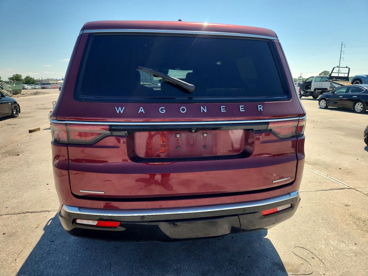 2022 Jeep Wagoneer Series Iii Burgundy vin: 1C4SJVDT1NS102801