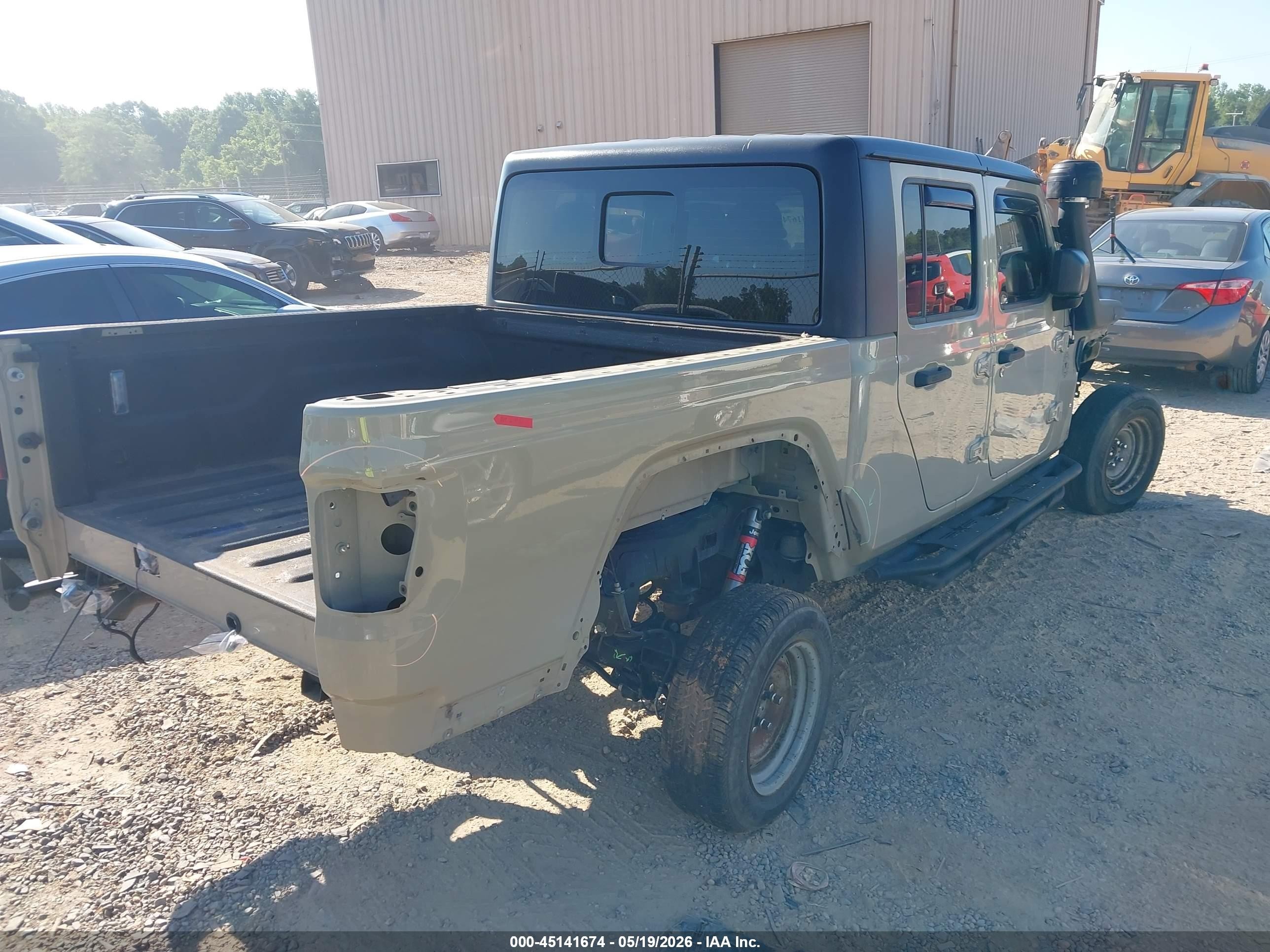 2020 Jeep Gladiator Sport 4x4 Tan vin: 1C6HJTAG0LL184850