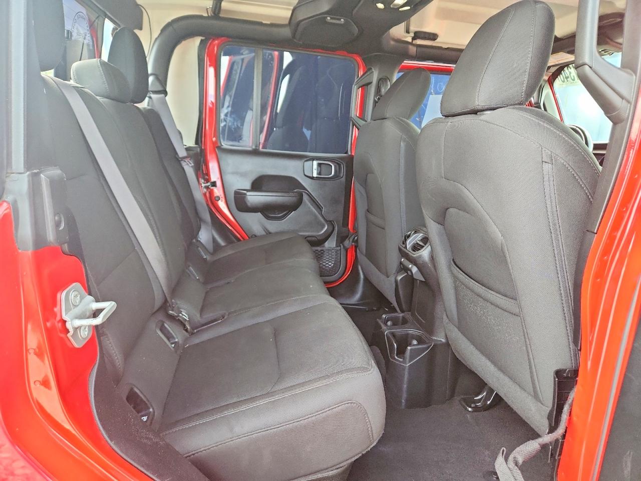 2021 Jeep Gladiator Sport Red vin: 1C6HJTAG1ML542278