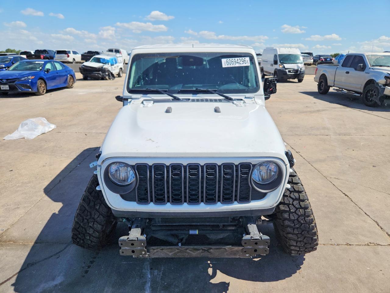 2024 Jeep Gladiator Sport White vin: 1C6HJTAG7RL133967