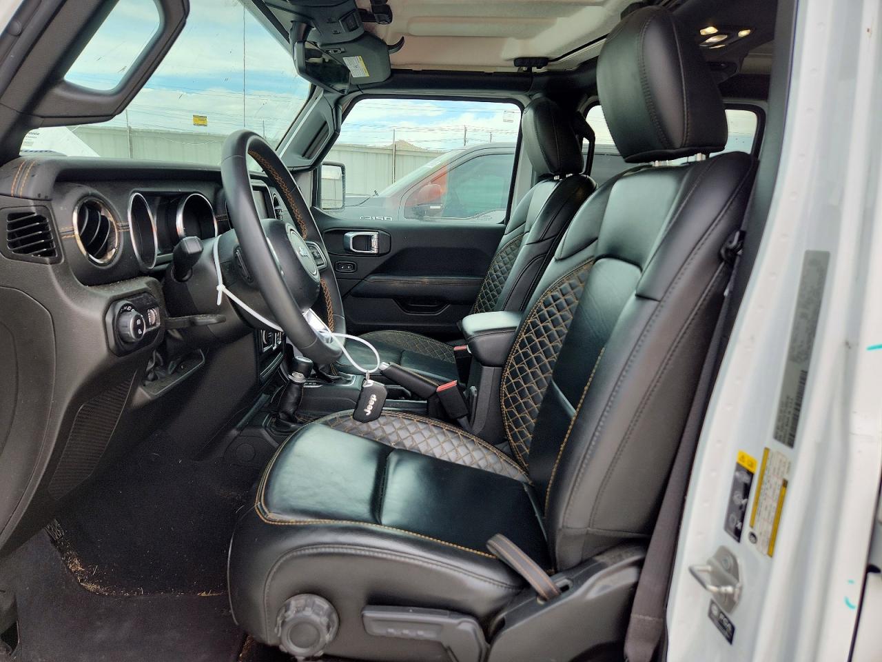 2023 Jeep Gladiator Overland Белый vin: 1C6HJTFG1PL559742