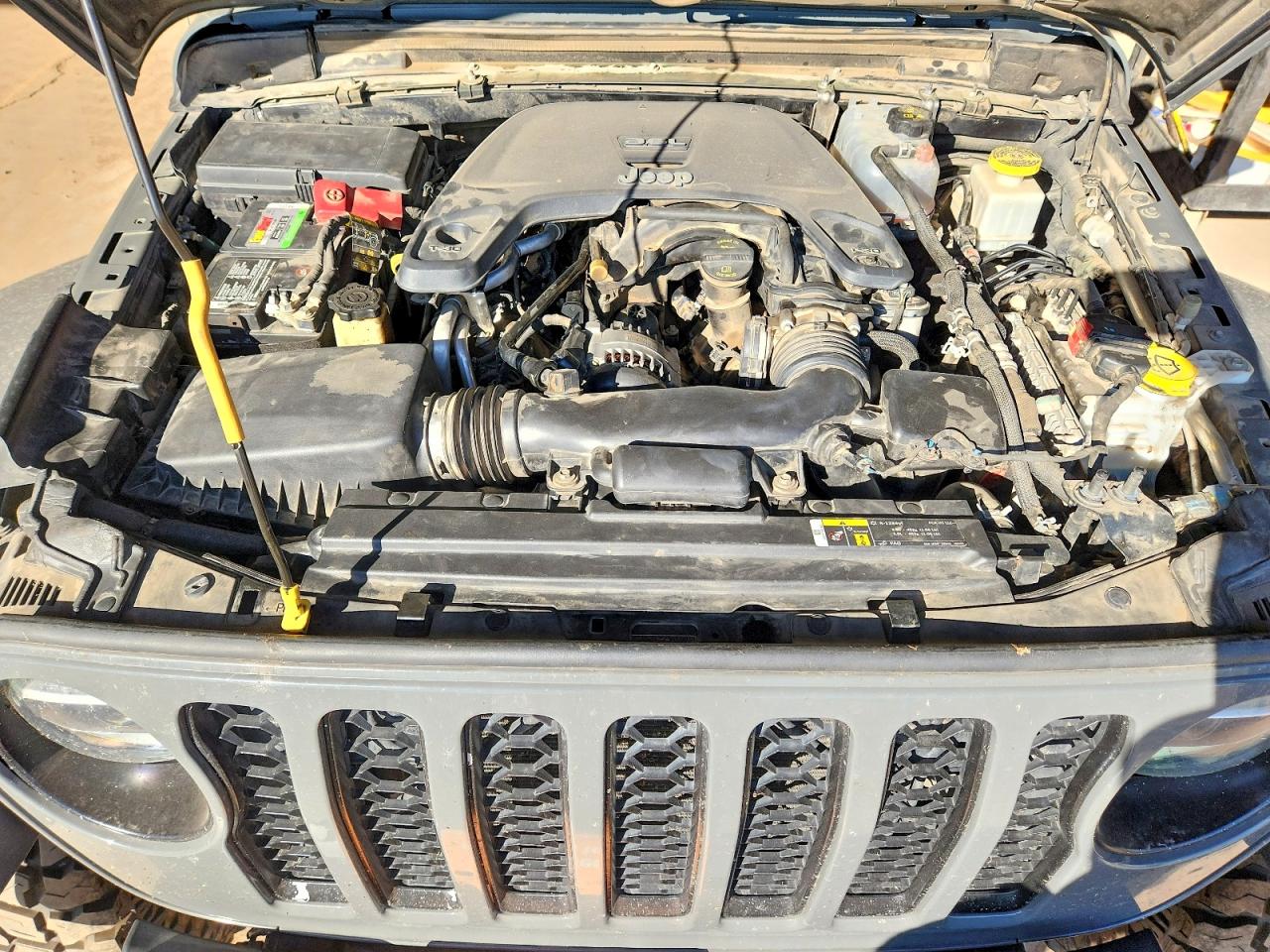2020 Jeep Gladiator Overland Gray vin: 1C6HJTFG6LL143499