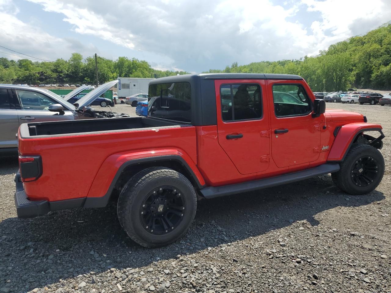 2022 Jeep Gladiator Overland   Red vin: 1C6HJTFG6NL103412
