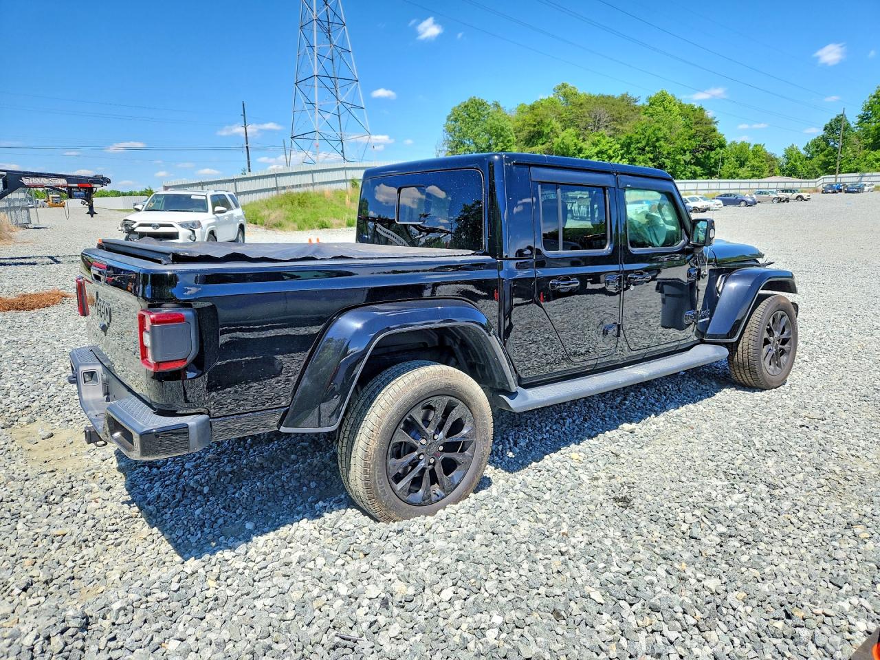 2022 Jeep Gladiator Overland Black vin: 1C6HJTFG8NL137772