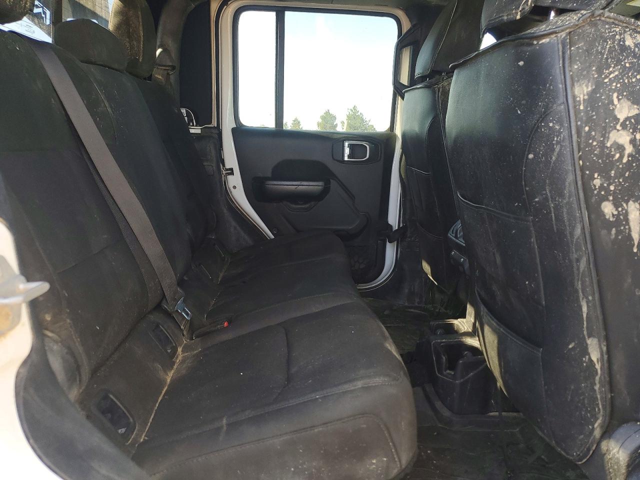 2020 Jeep Gladiator Sport White vin: 1C6JJTAG2LL129589