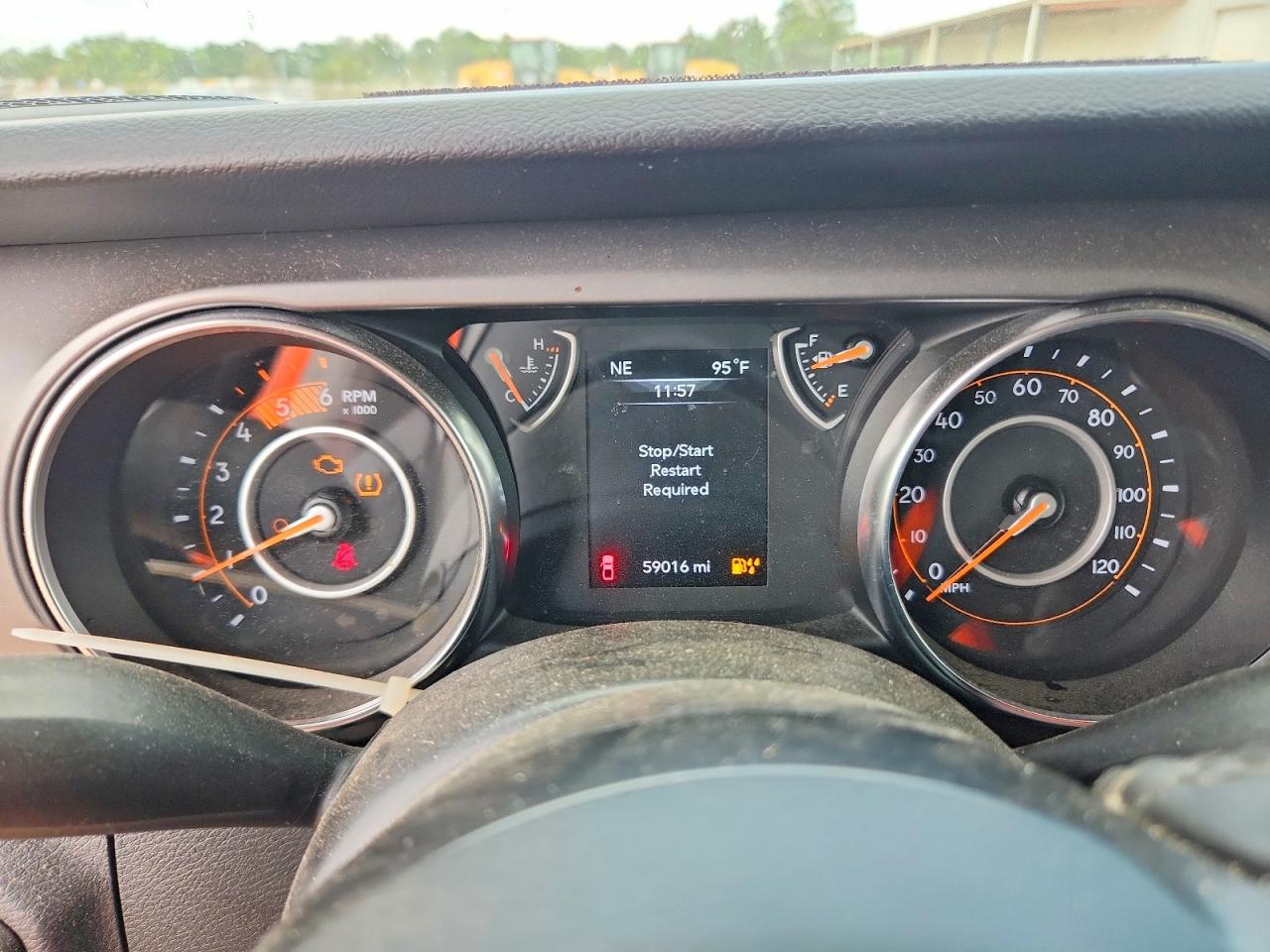 2021 Jeep Gladiator Sport Зеленый vin: 1C6JJTAM7ML611157