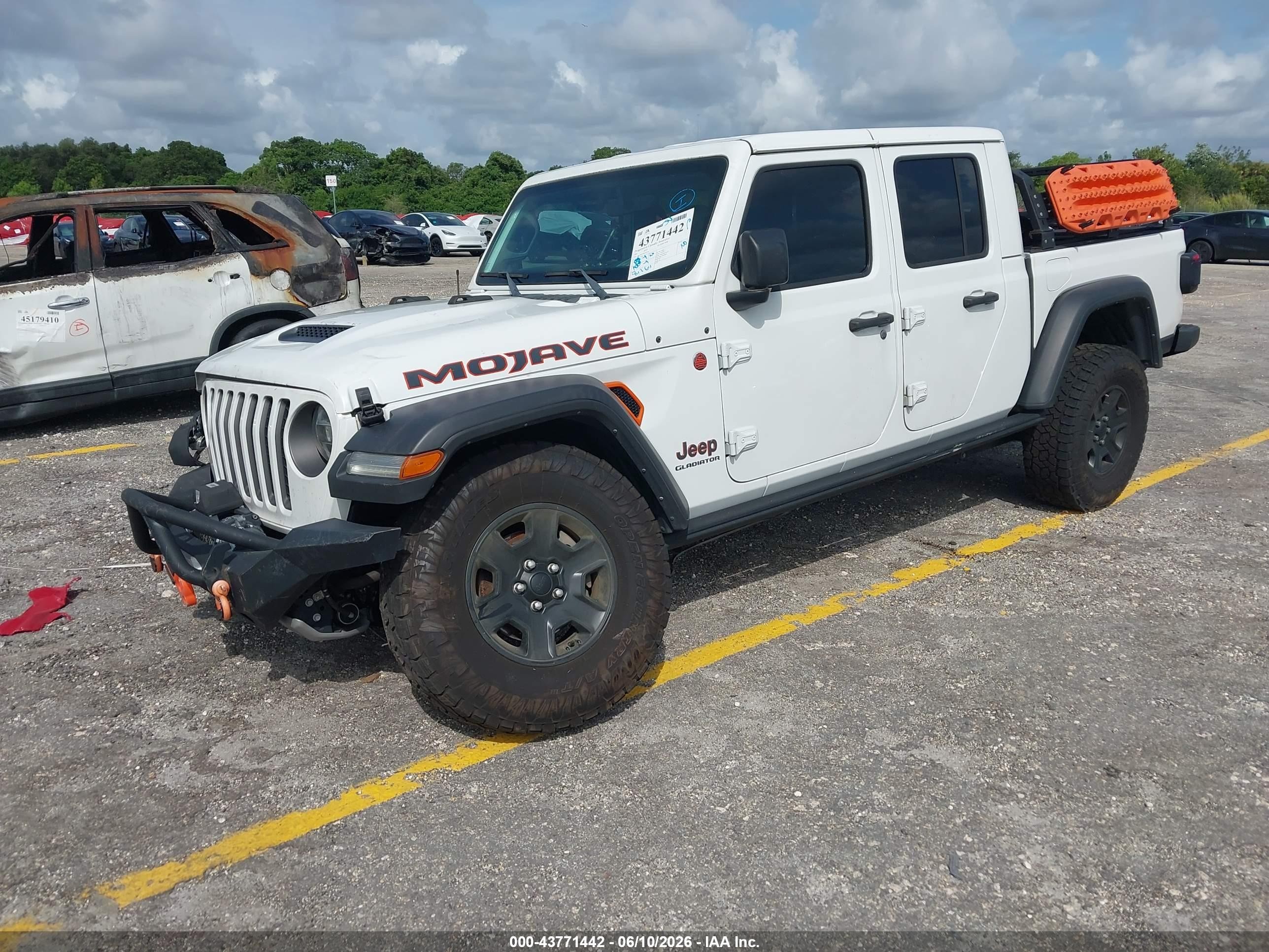 2021 Jeep Gladiator Mojave 4x4 Белый vin: 1C6JJTEG7ML579170