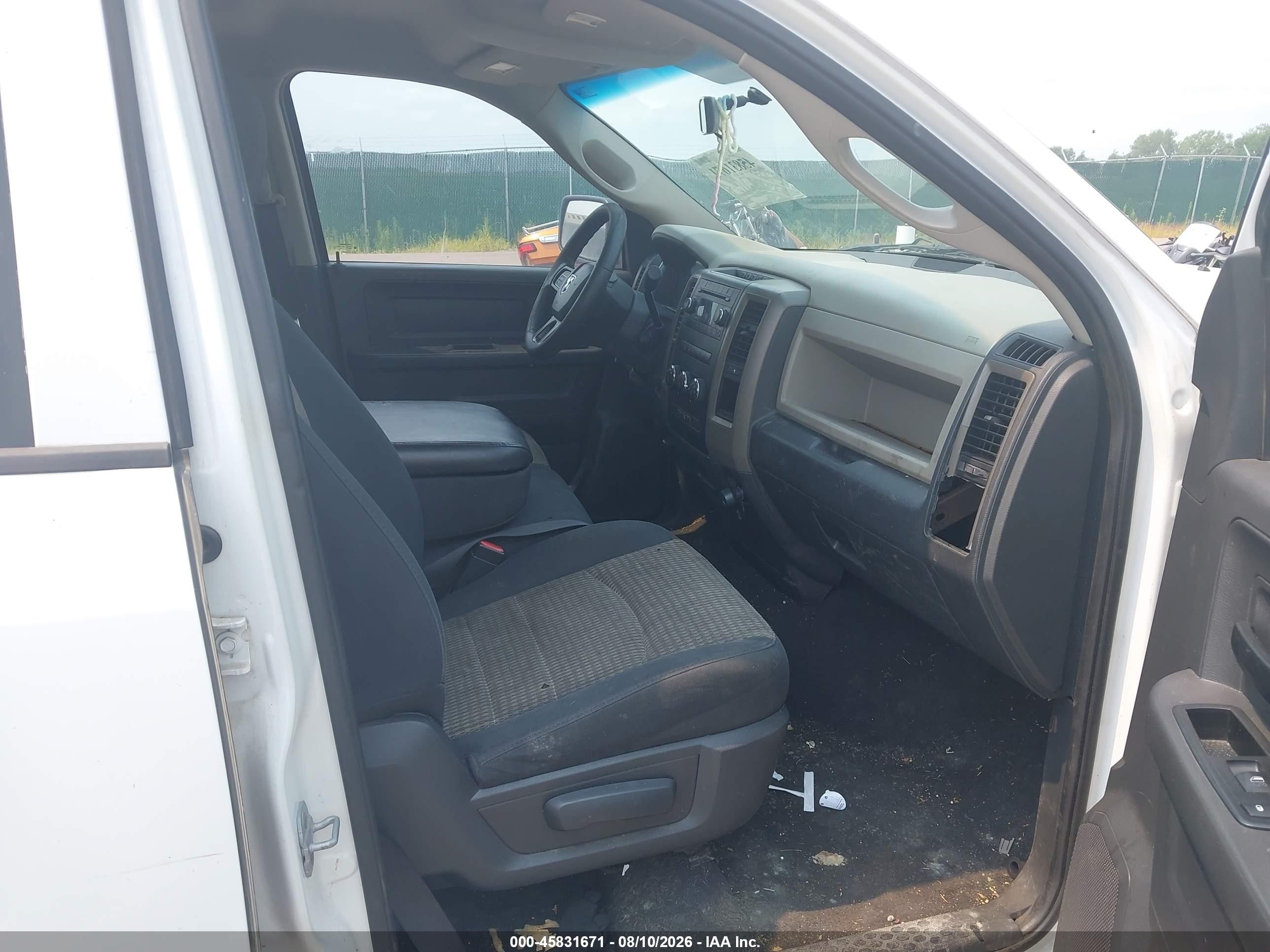 2012 Ram 1500 St Белый vin: 1C6RD6FP1CS113197