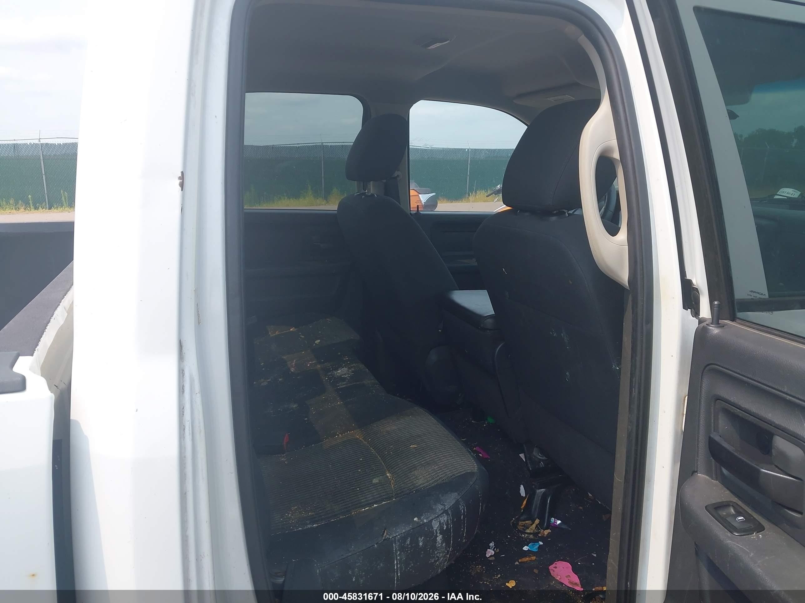 2012 Ram 1500 St Белый vin: 1C6RD6FP1CS113197