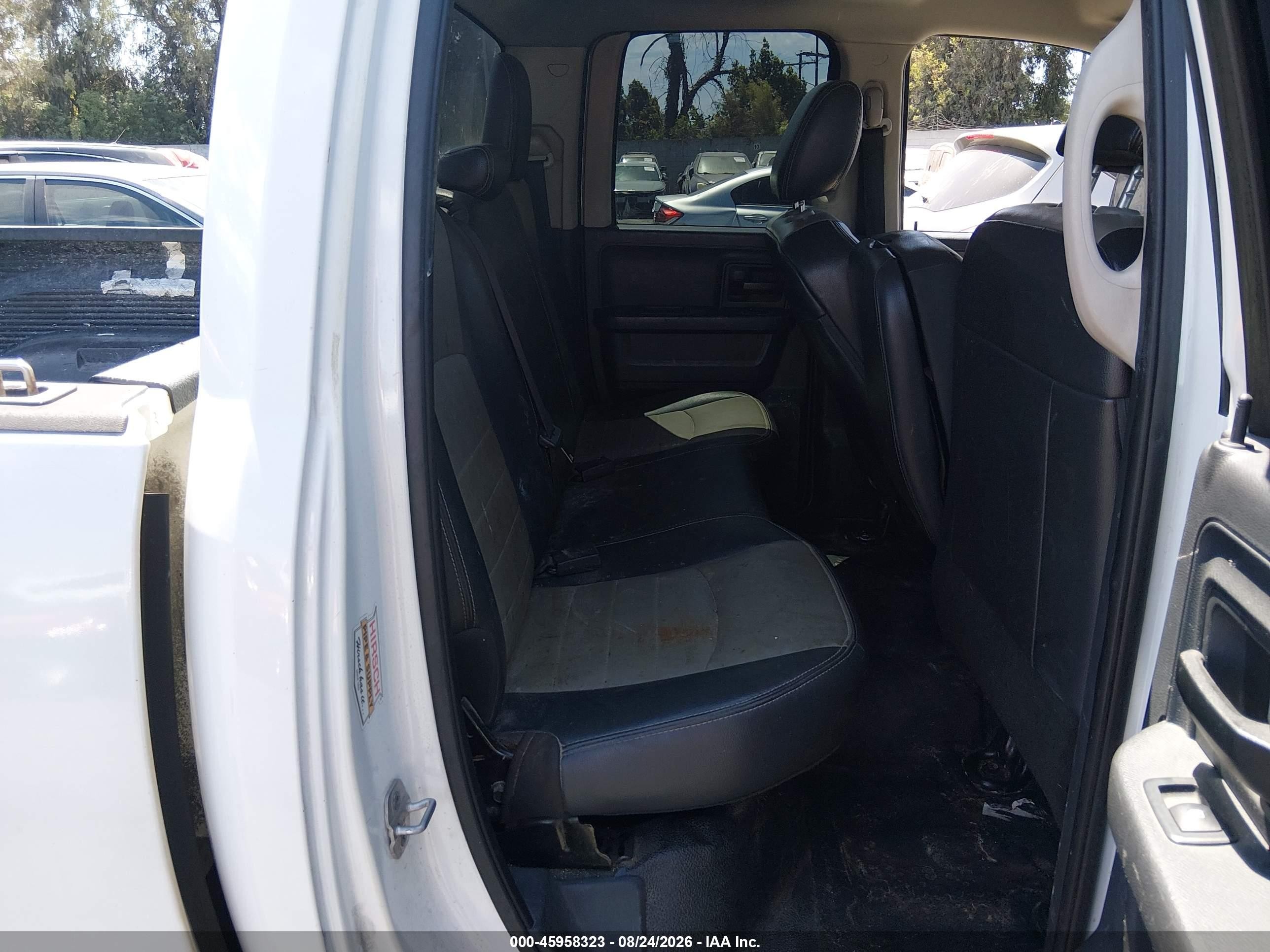 2012 Ram 1500 St White vin: 1C6RD6FP1CS221397