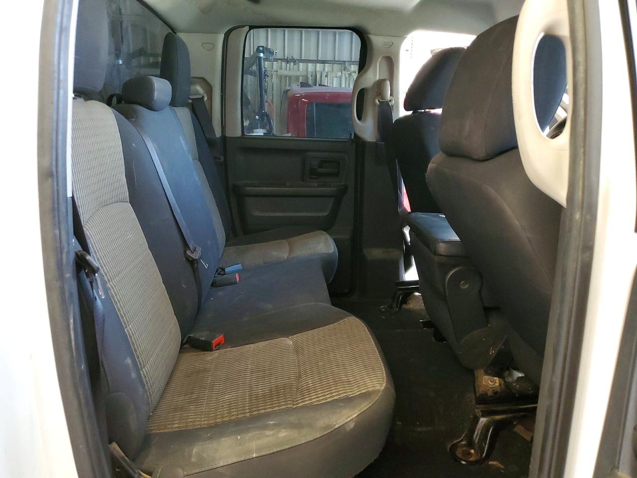2012 Dodge Ram 1500 St White vin: 1C6RD6FP2CS175272